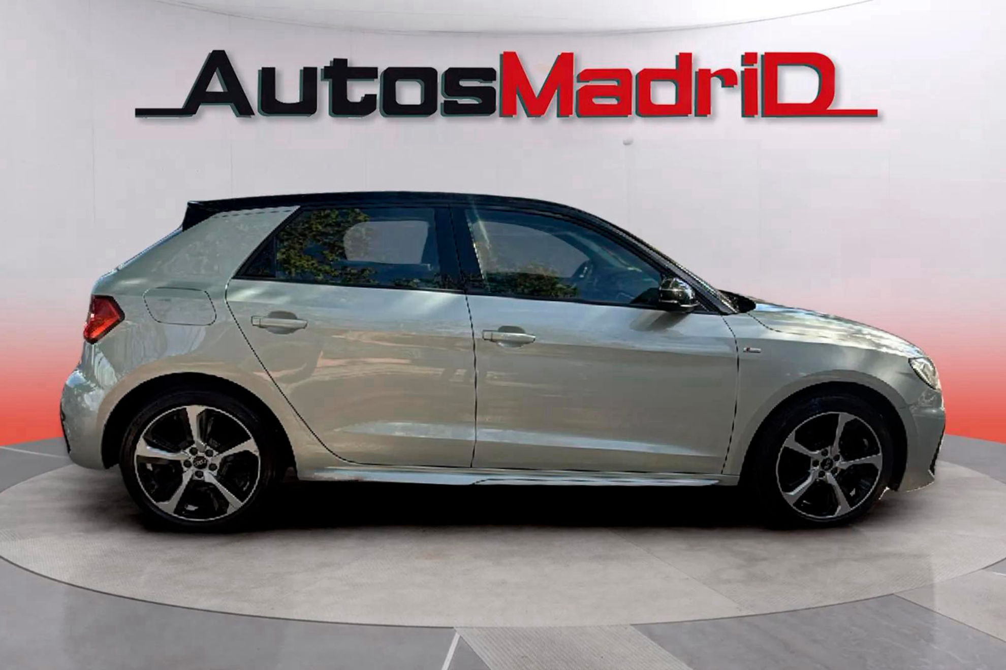 Audi A1 Sportback Adrenalin 30 TFSI S tron - foto 8