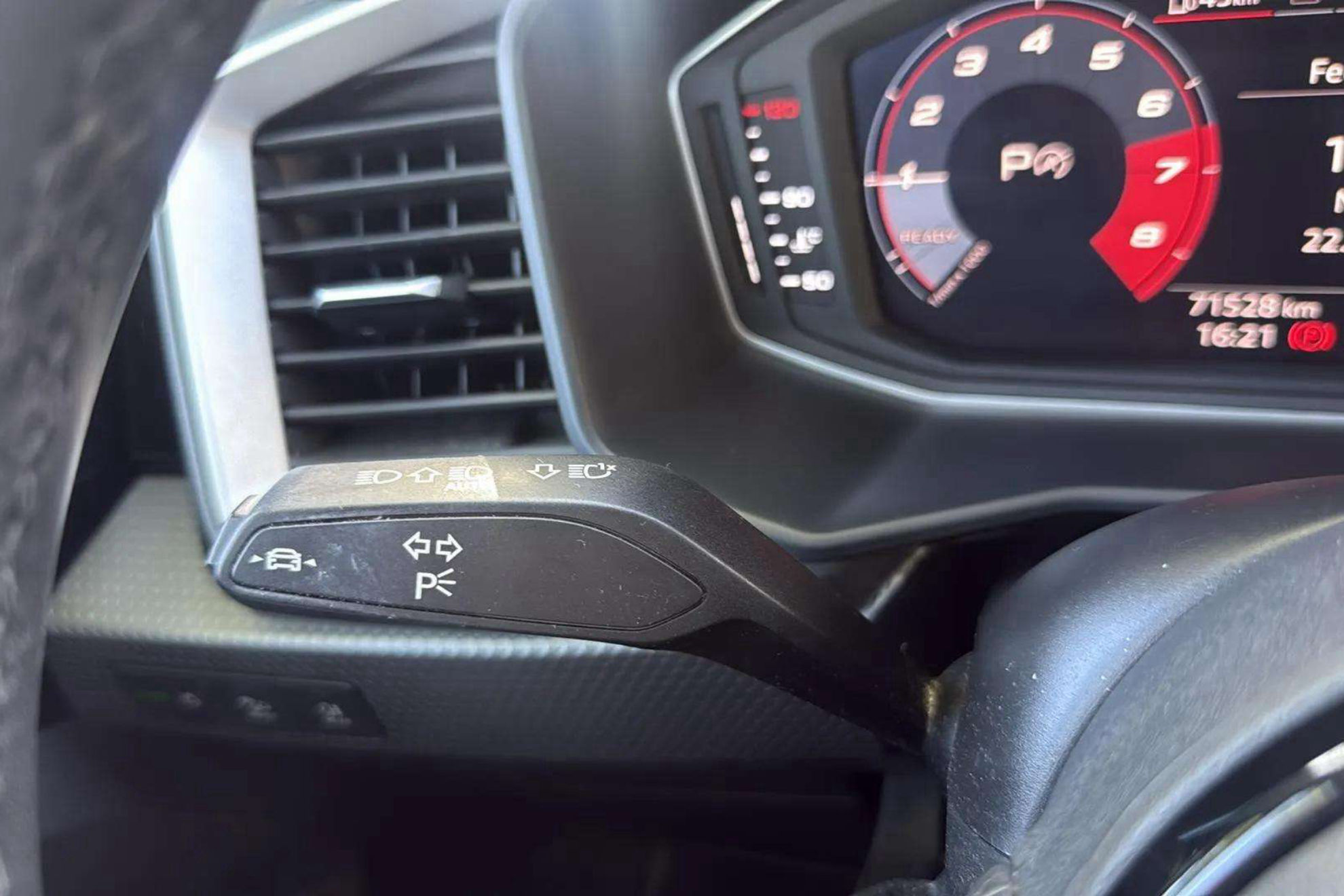 Audi A1 Sportback Adrenalin 30 TFSI S tron - foto 12