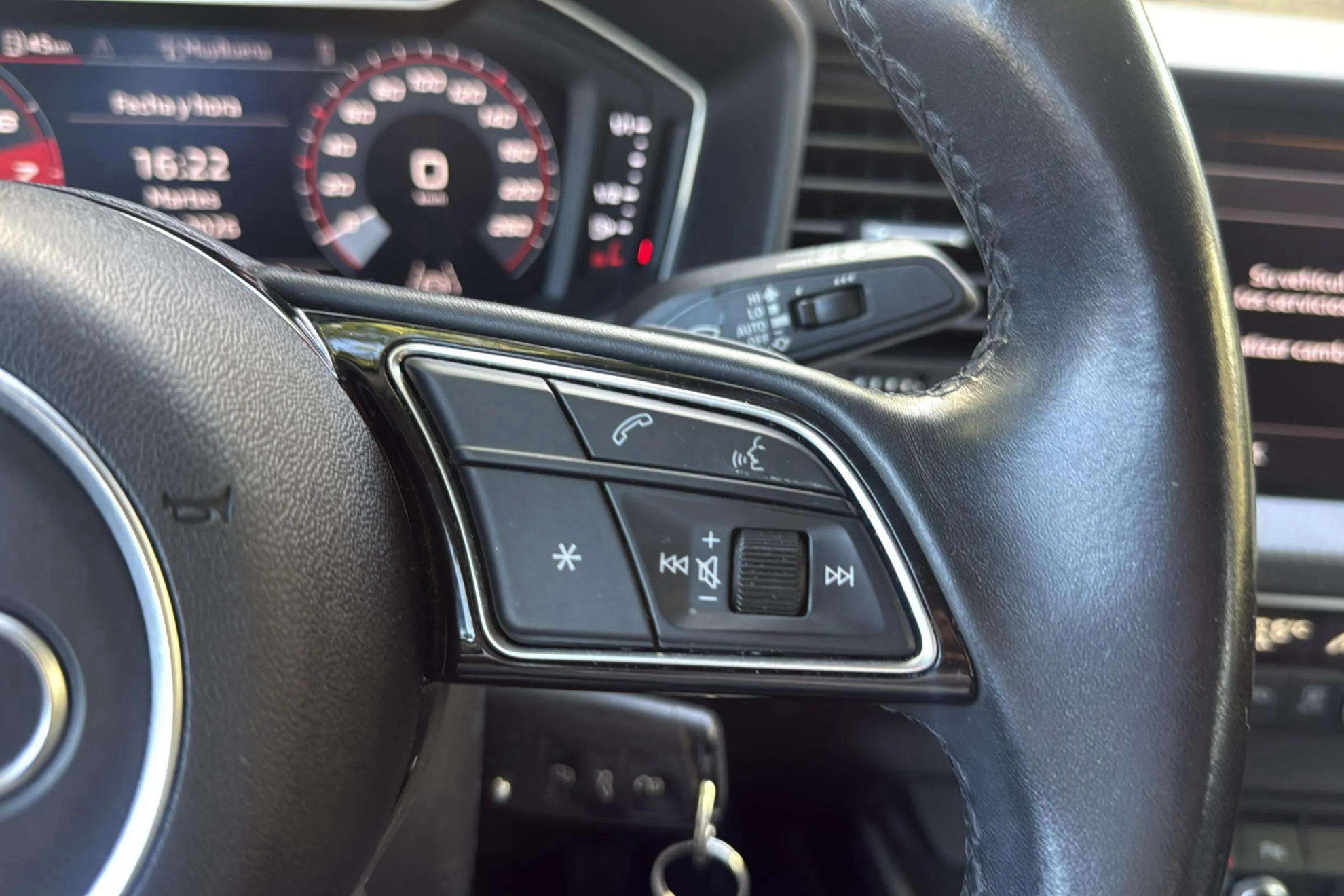 Audi A1 Sportback Adrenalin 30 TFSI S tron - foto 14