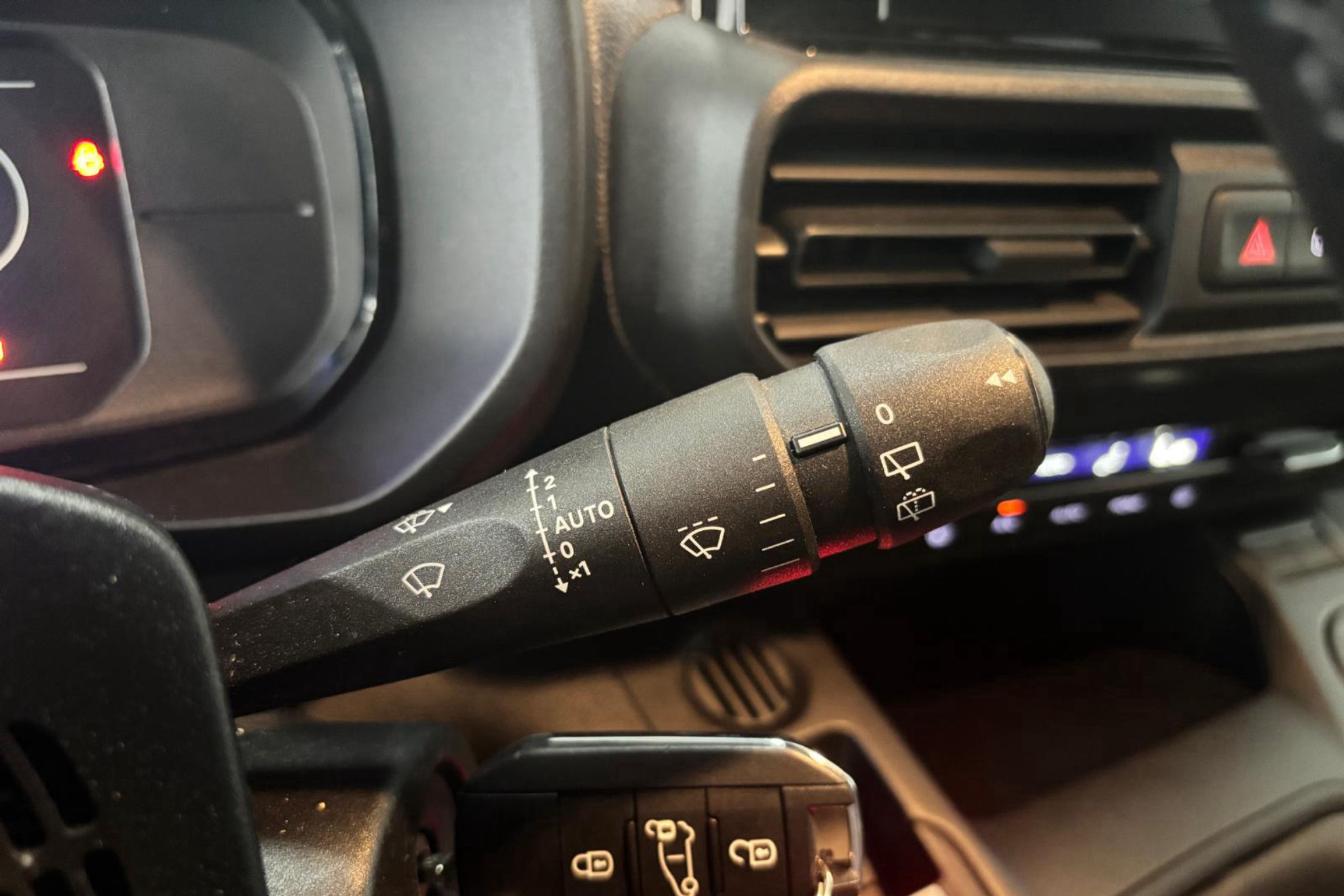 Citroën Berlingo Talla M BlueHDi 100 Plus - foto 20