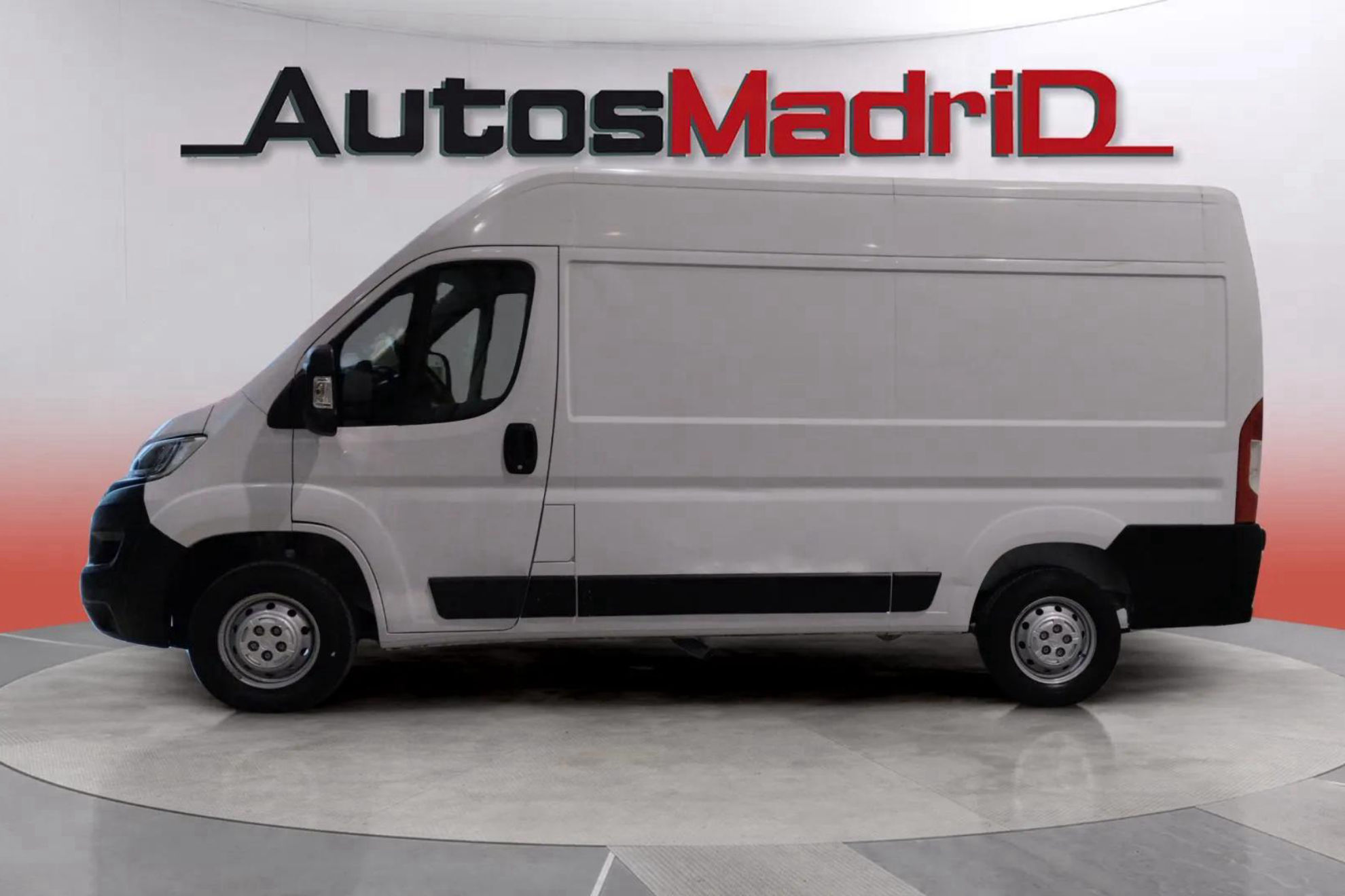Opel Movano Furgón Base L2H2 3.3T 2.2 BlueHDi - foto 3