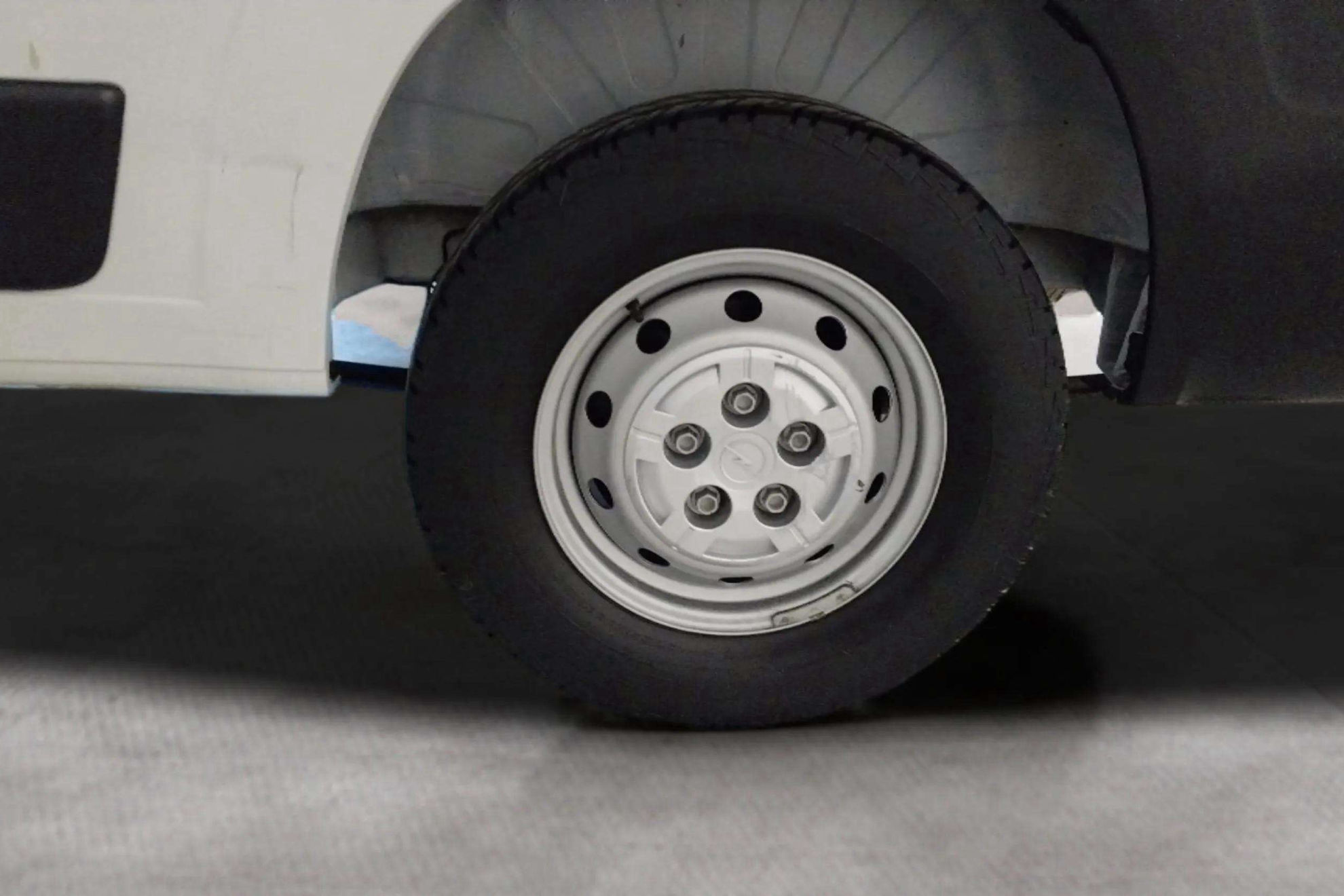Opel Movano Furgón Base L2H2 3.3T 2.2 BlueHDi - foto 23