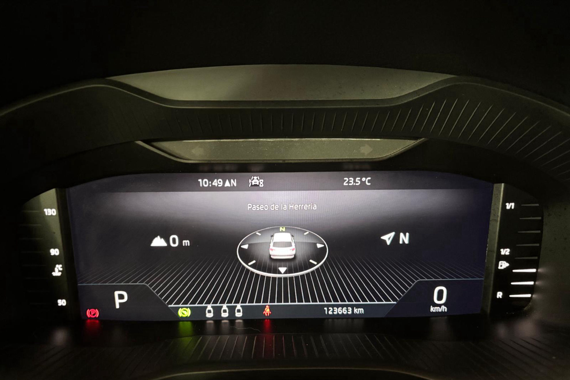 Škoda Karoq 2.0 TDI DSG 4x4 Ambition - foto 21