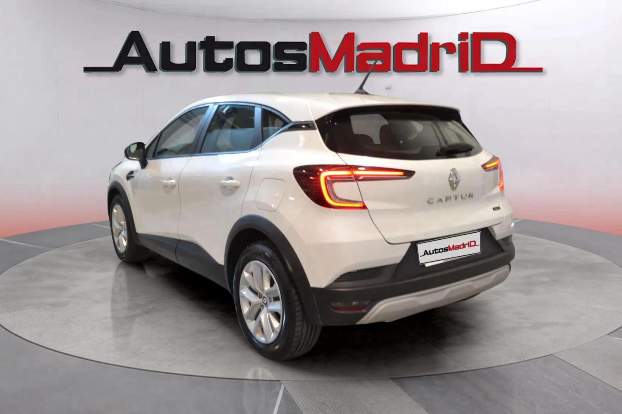 Renault Captur evolution E-Tech PHEV - foto 5