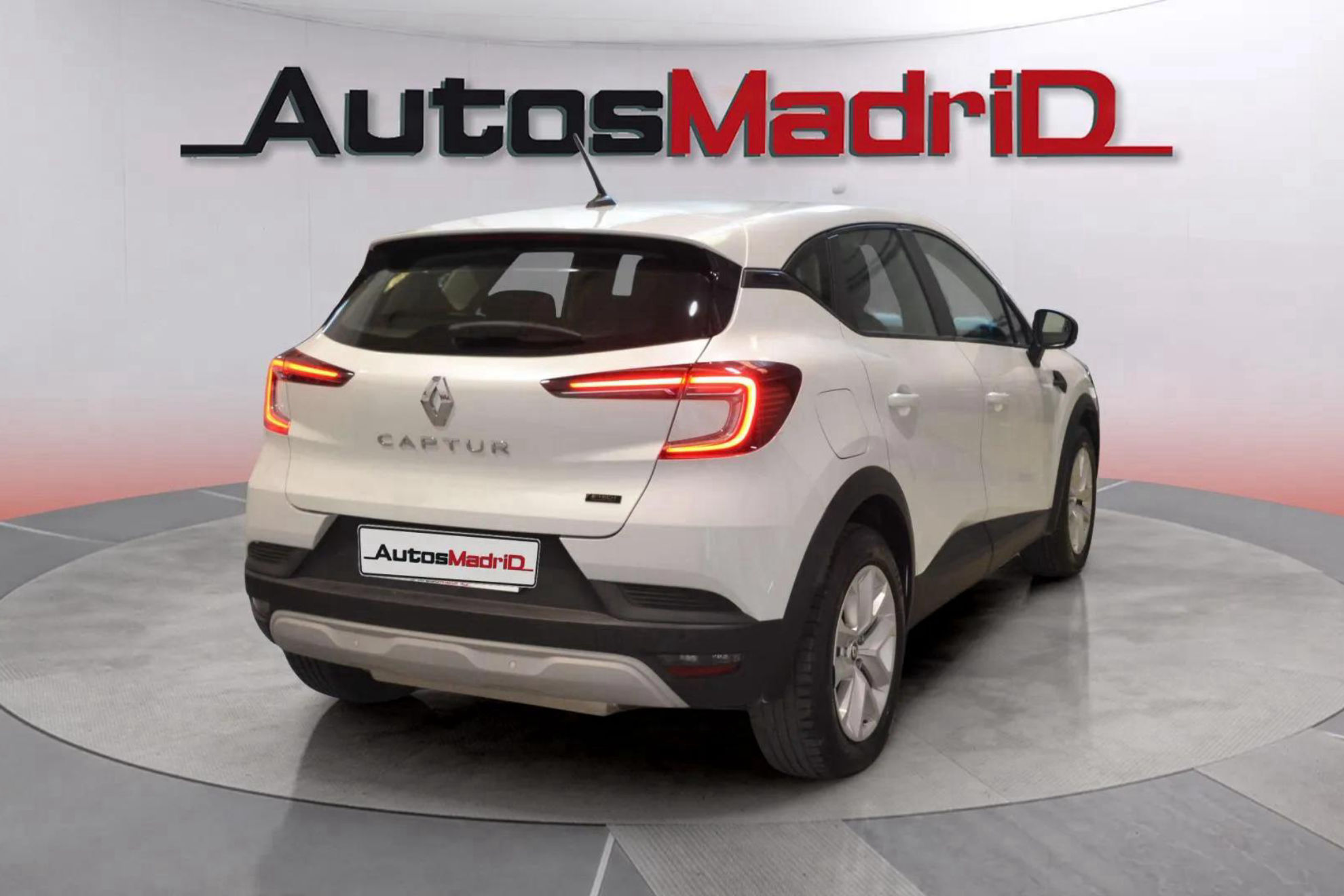 Renault Captur evolution E-Tech PHEV - foto 7