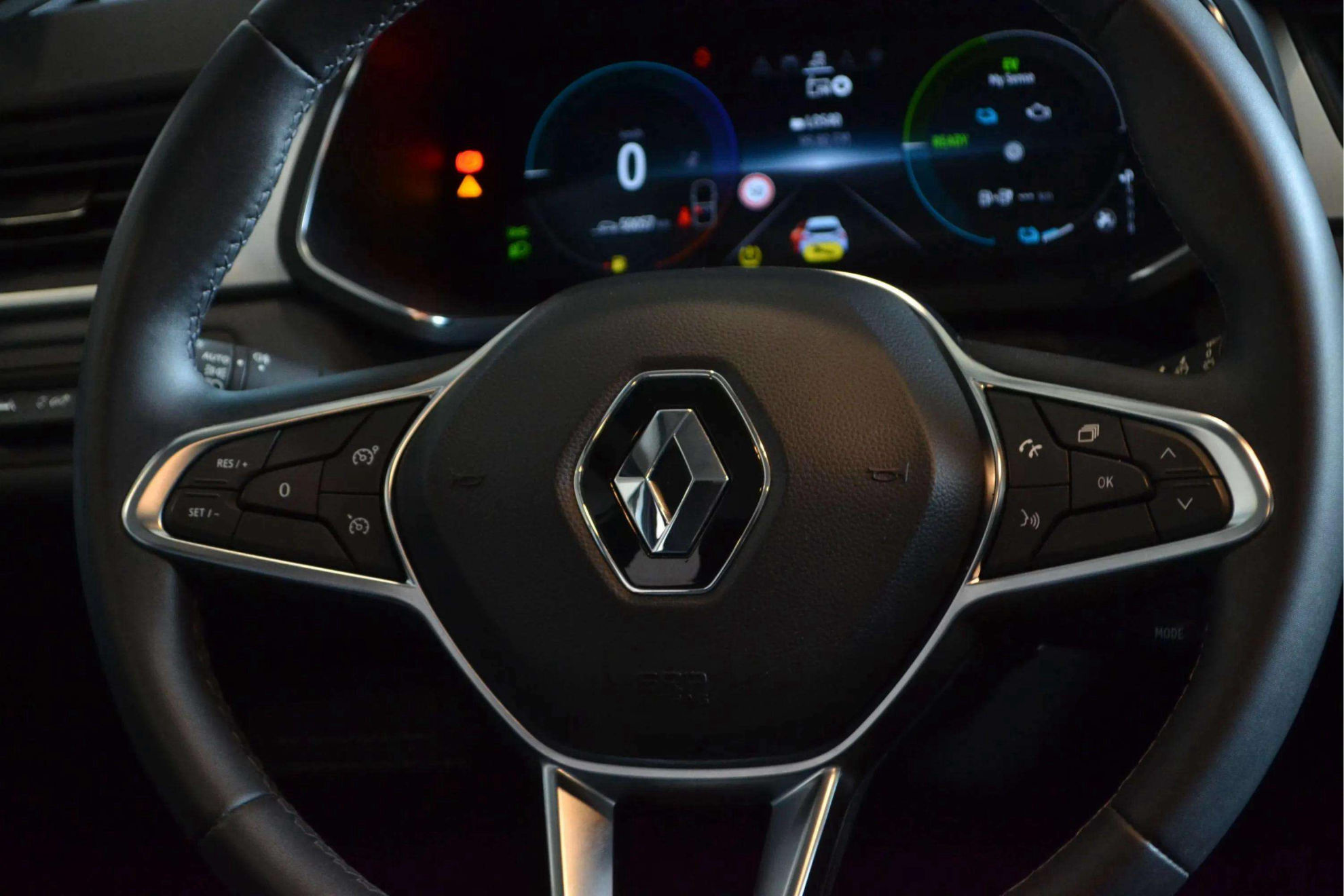 Renault Captur evolution E-Tech PHEV - foto 16