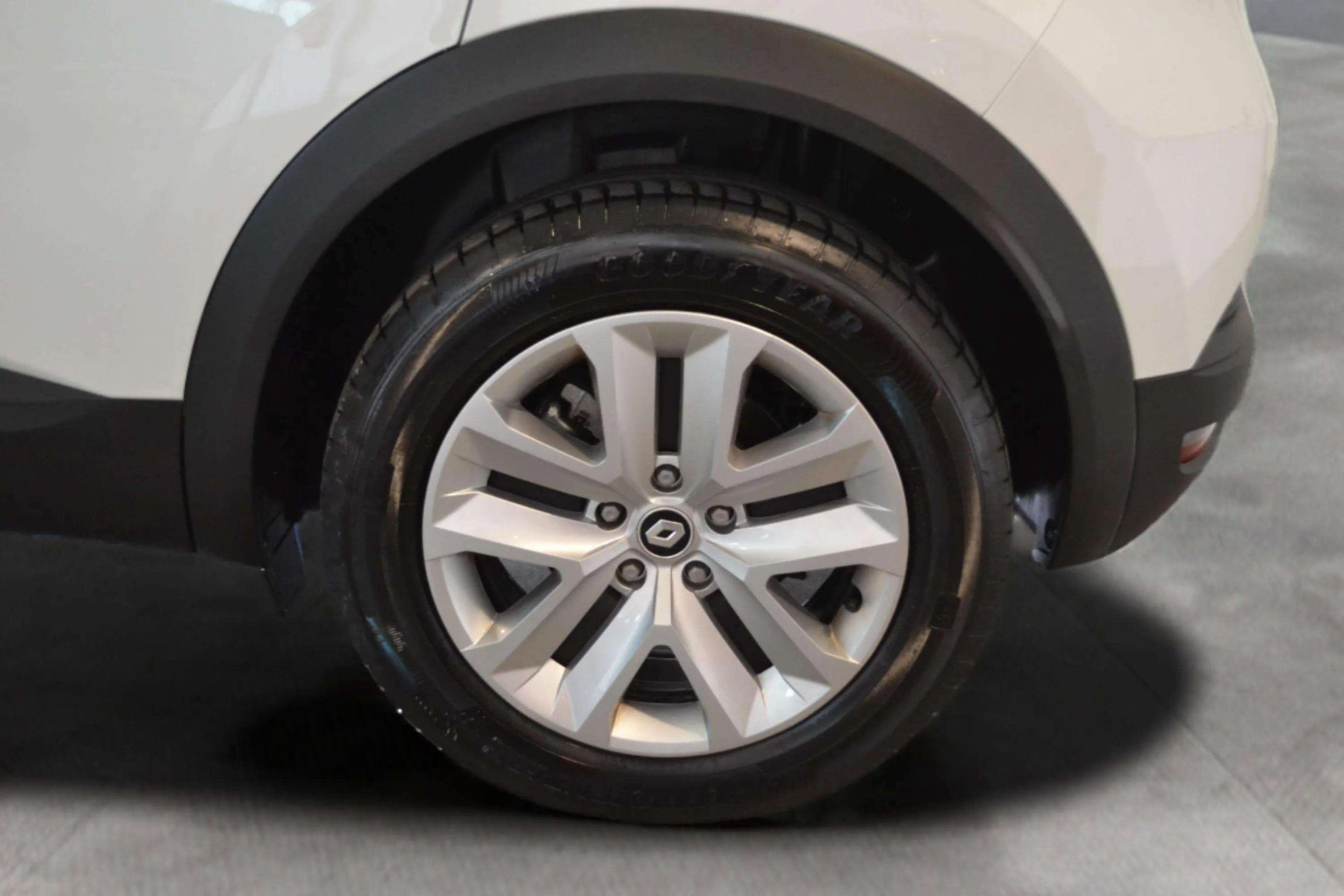 Renault Captur evolution E-Tech PHEV - foto 34