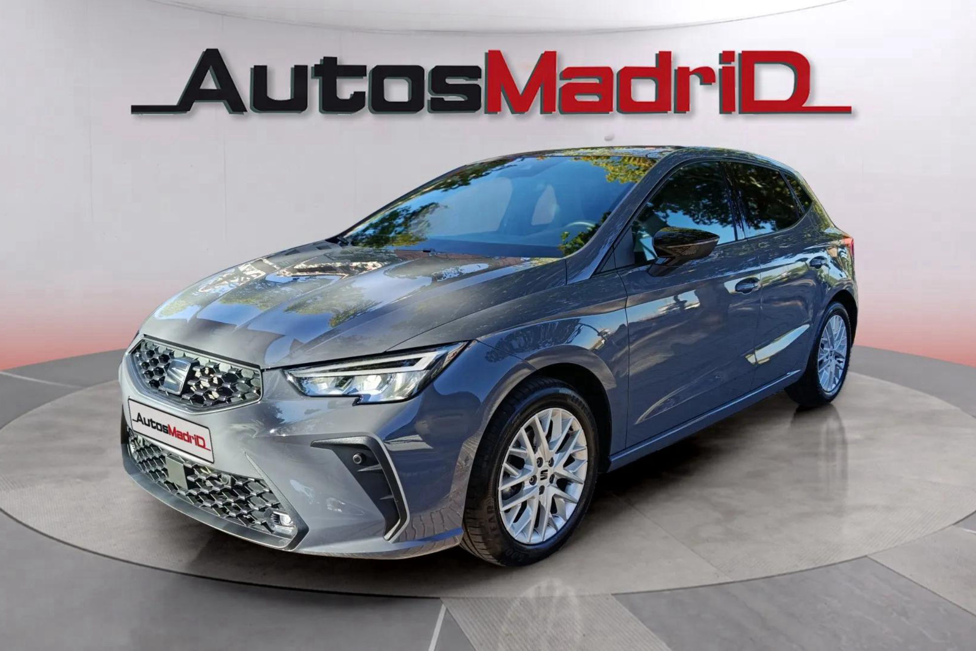 SEAT Ibiza 1.0 TSI FR+ - foto 2
