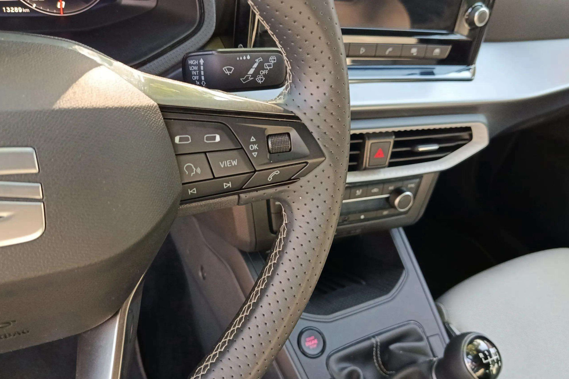 SEAT Ibiza 1.0 TSI FR+ - foto 18