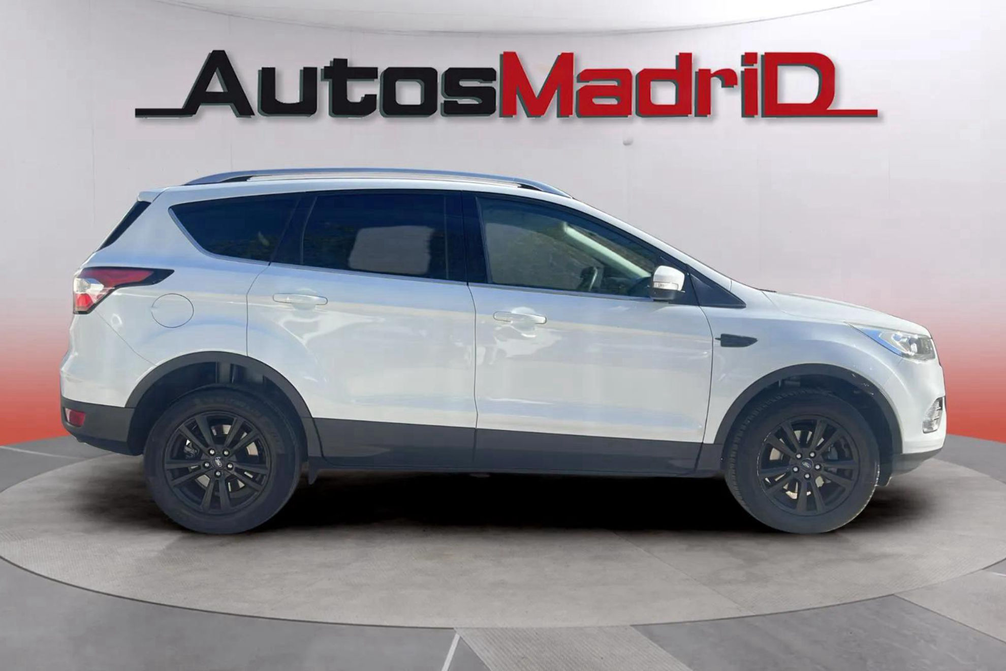 Ford Kuga 1.5 EcoBoost A-S-S 4x2 Trend+ - foto 8