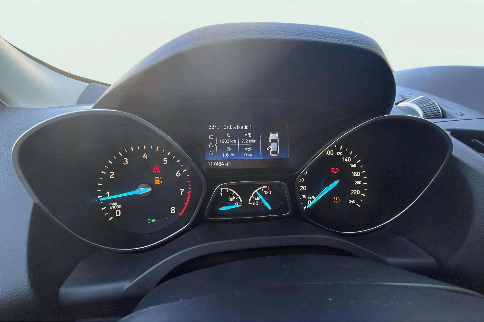 Ford Kuga 1.5 EcoBoost A-S-S 4x2 Trend+ - foto 16