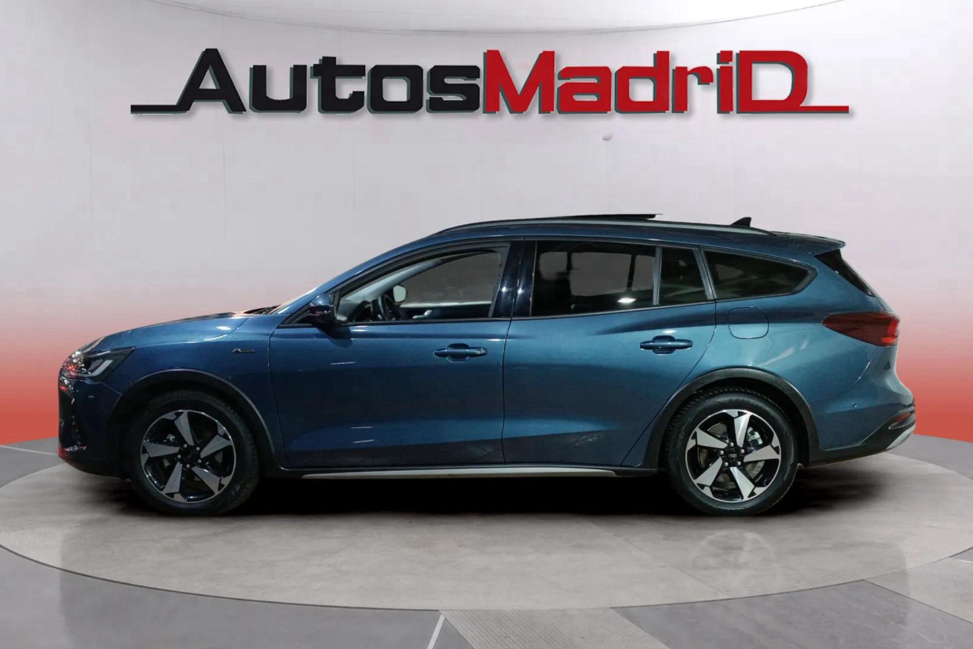 Ford Focus 1.0 EcoBoost MHEV Active SB - foto 4