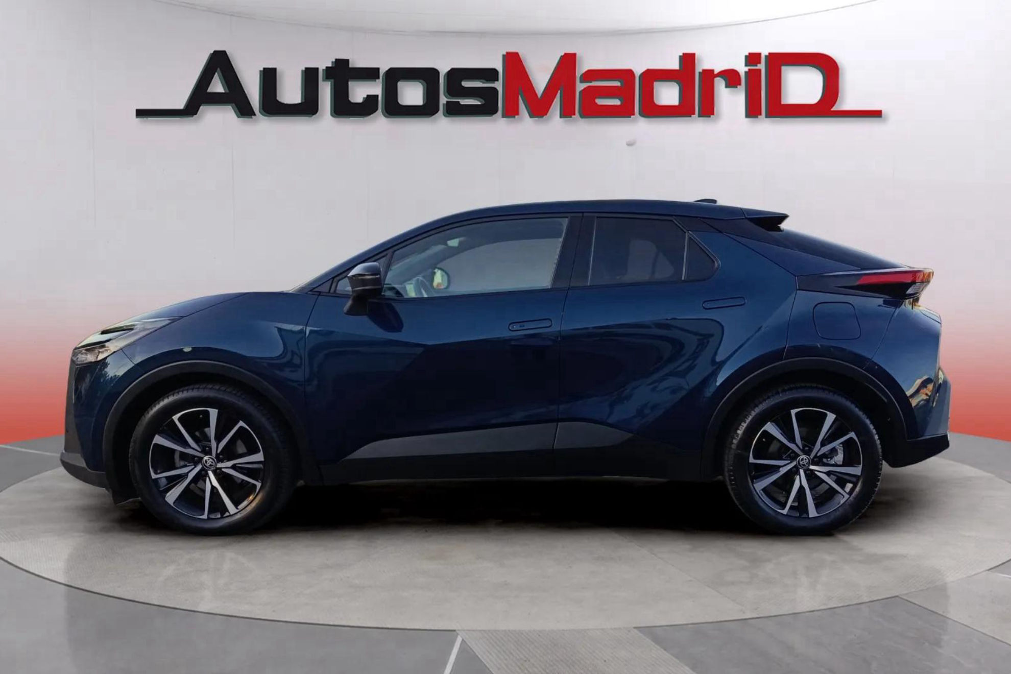 Toyota C-HR 1.8 Advance Hybrid 140 - foto 2