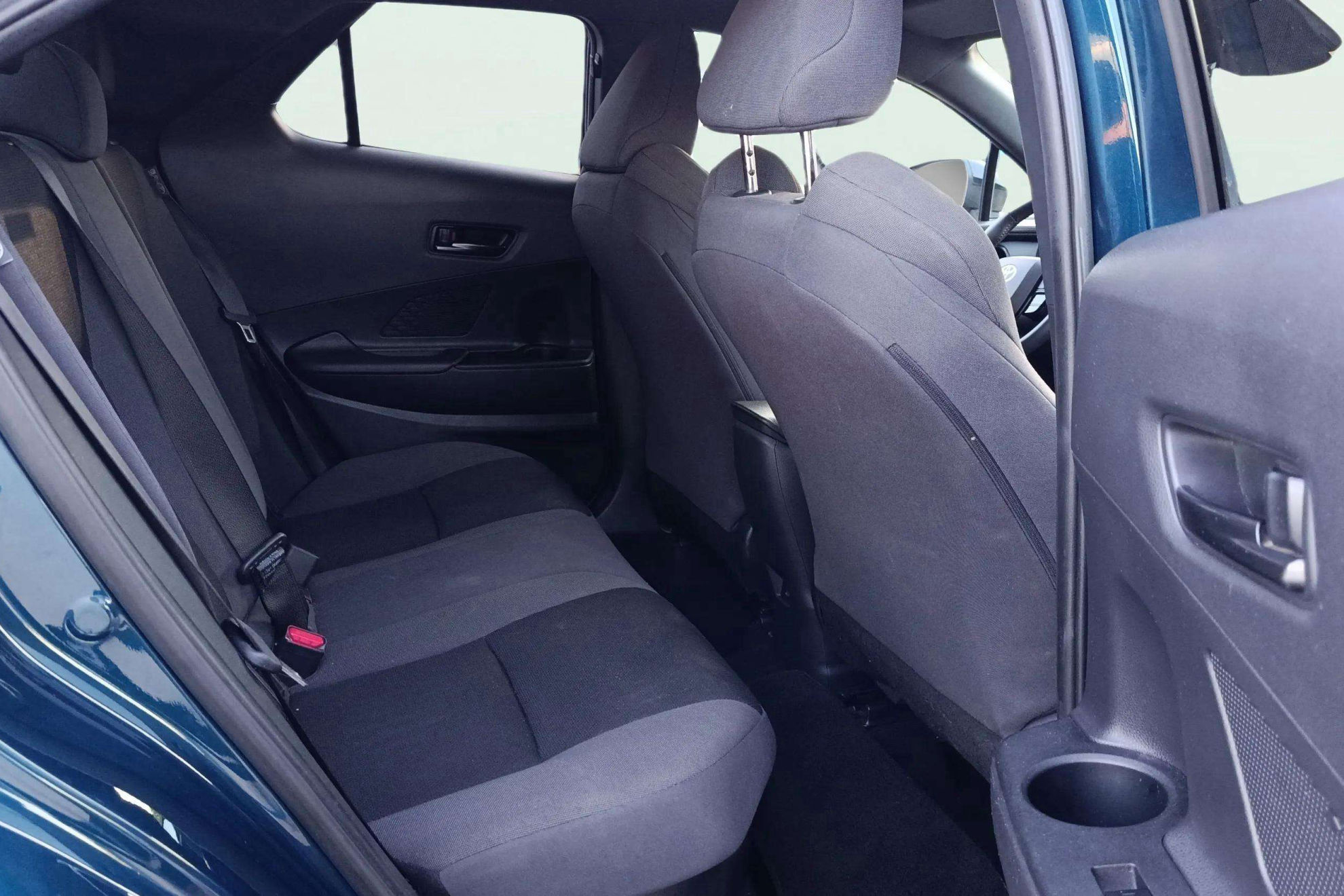 Toyota C-HR 1.8 Advance Hybrid 140 - foto 11