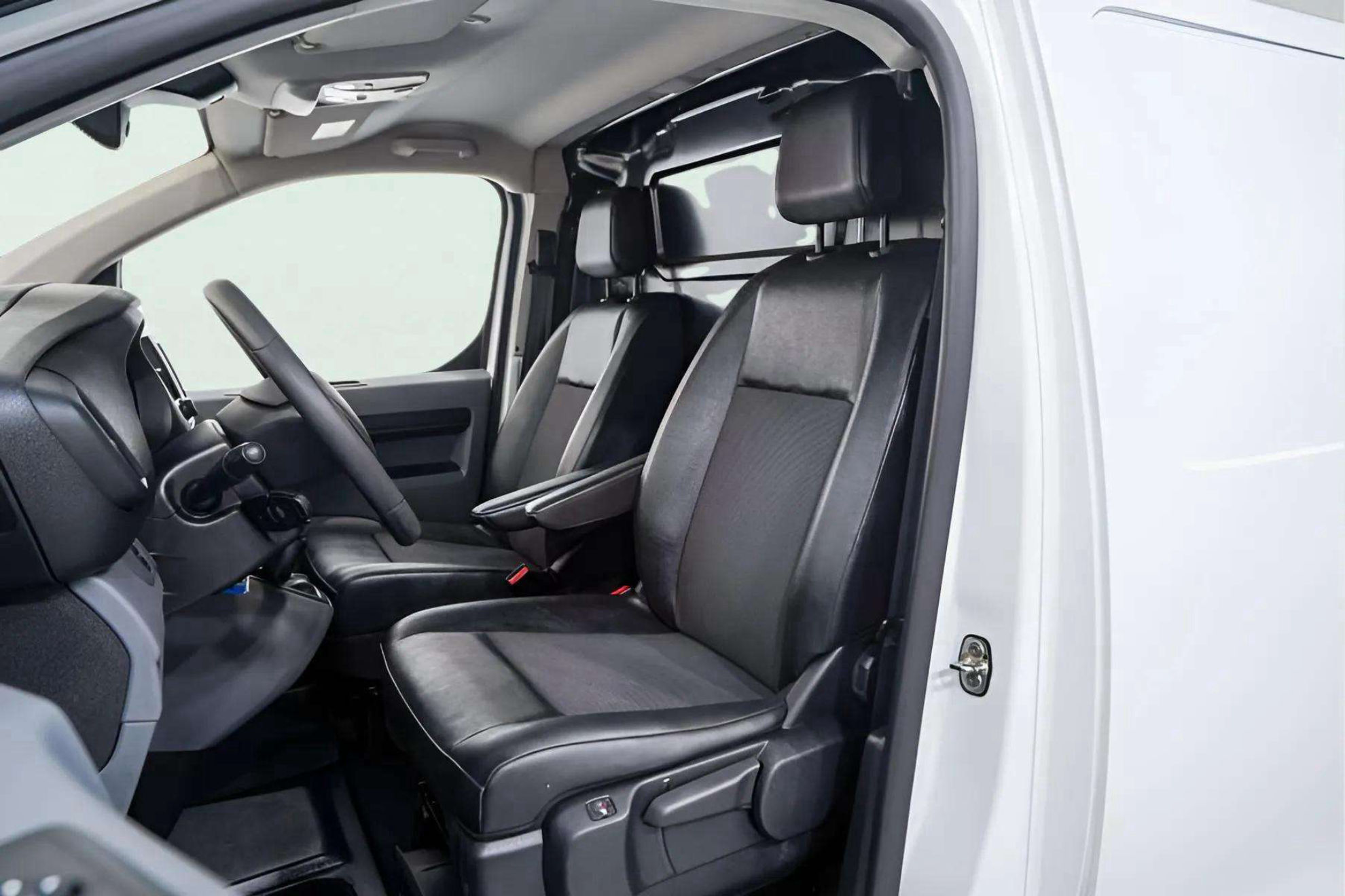 Citroën Jumpy Talla XL BlueHDi 100 Club - foto 12