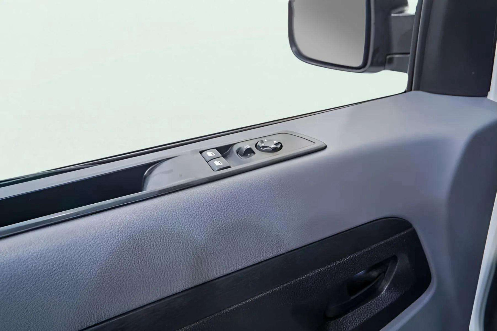 Citroën Jumpy Talla XL BlueHDi 100 Club - foto 10