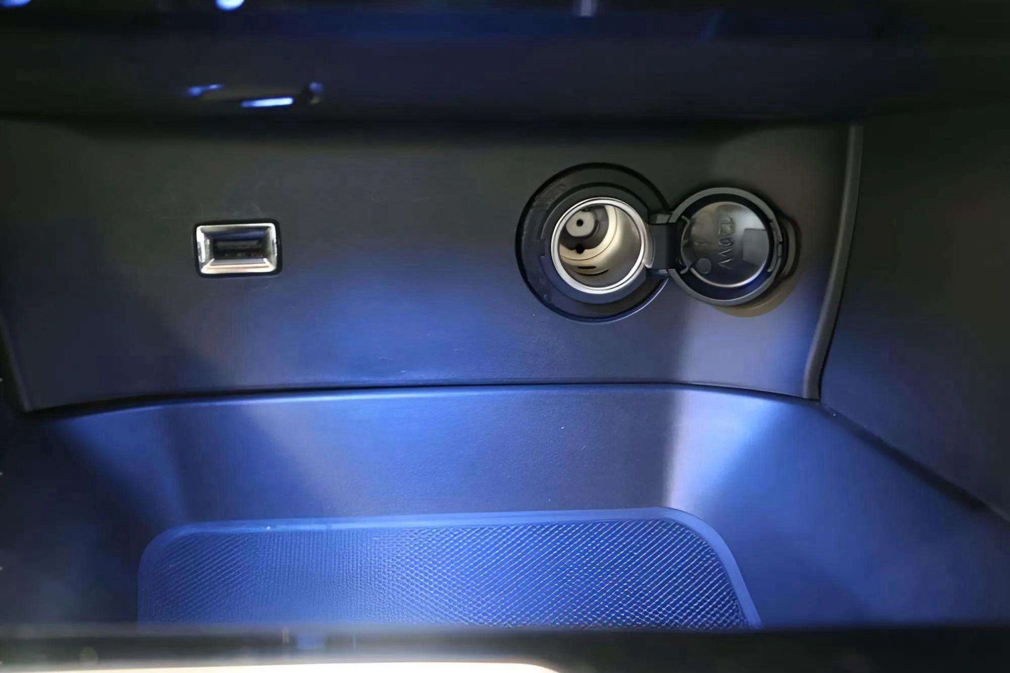 Peugeot 5008 1.5 BlueHDi GT EAT8 - foto 22