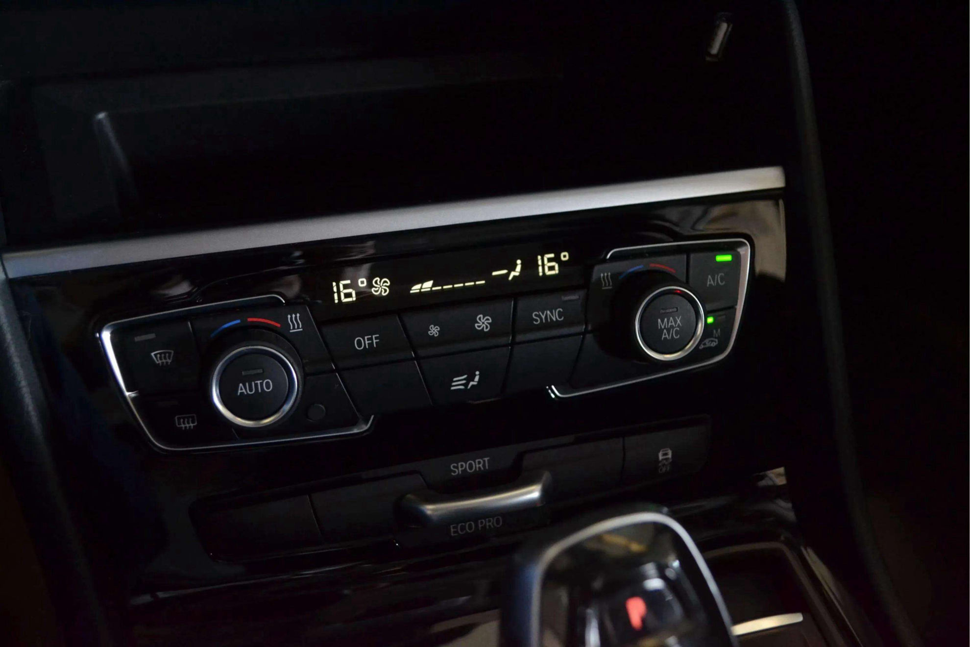 BMW Serie 2 Active Tourer 218d - foto 29