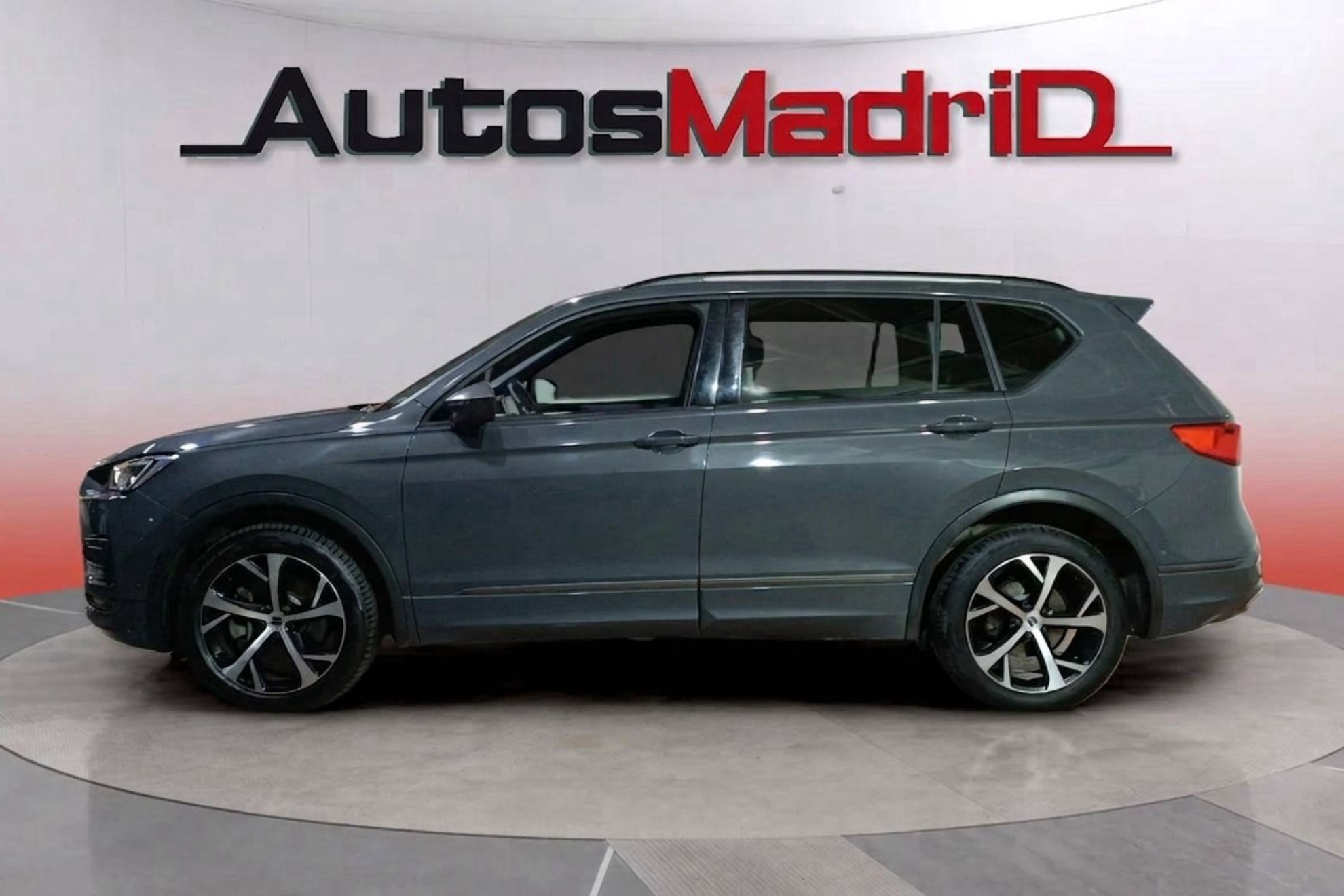 SEAT Tarraco 2.0 TSI DSG 4Drive FR - foto 4