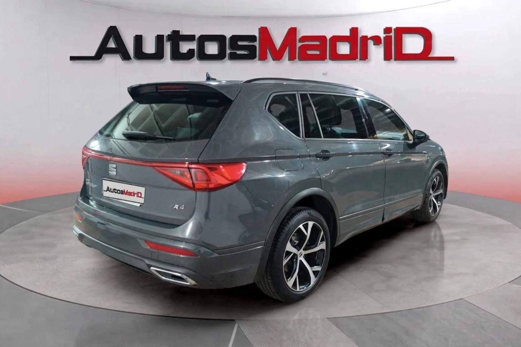 SEAT Tarraco 2.0 TSI DSG 4Drive FR - foto 8