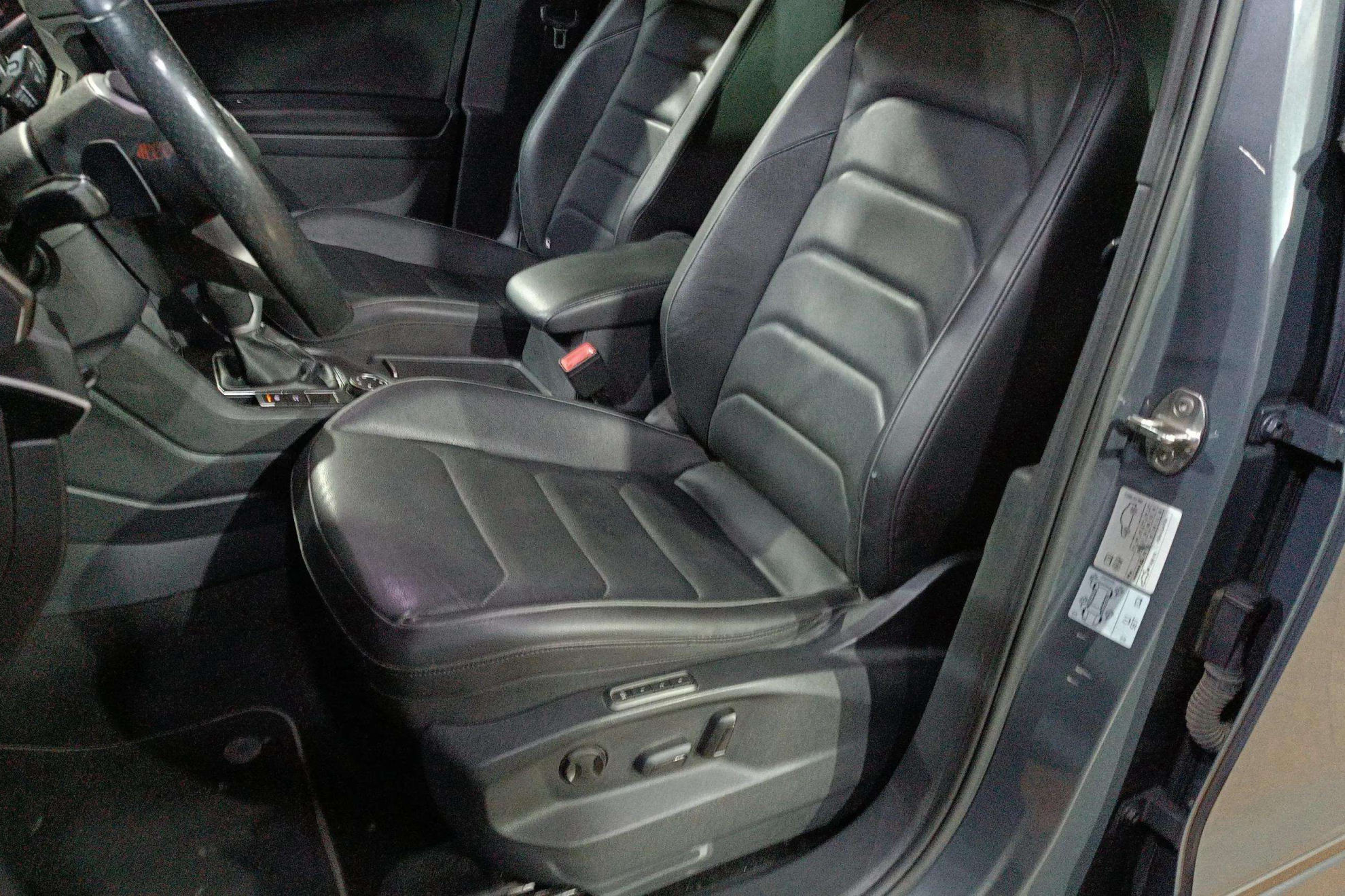 SEAT Tarraco 2.0 TSI DSG 4Drive FR - foto 11