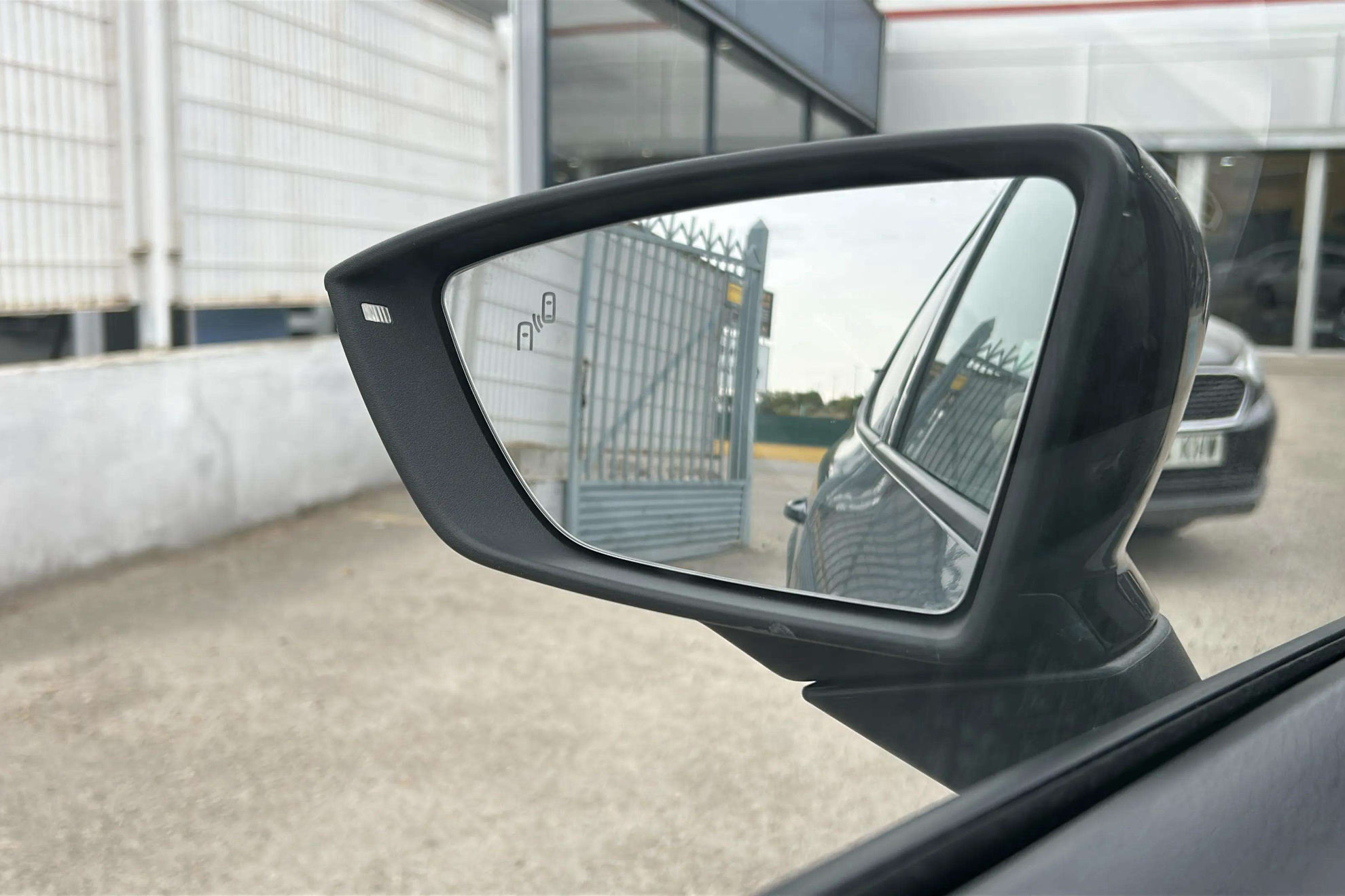 SEAT Ibiza 1.0 TSI FR - foto 27