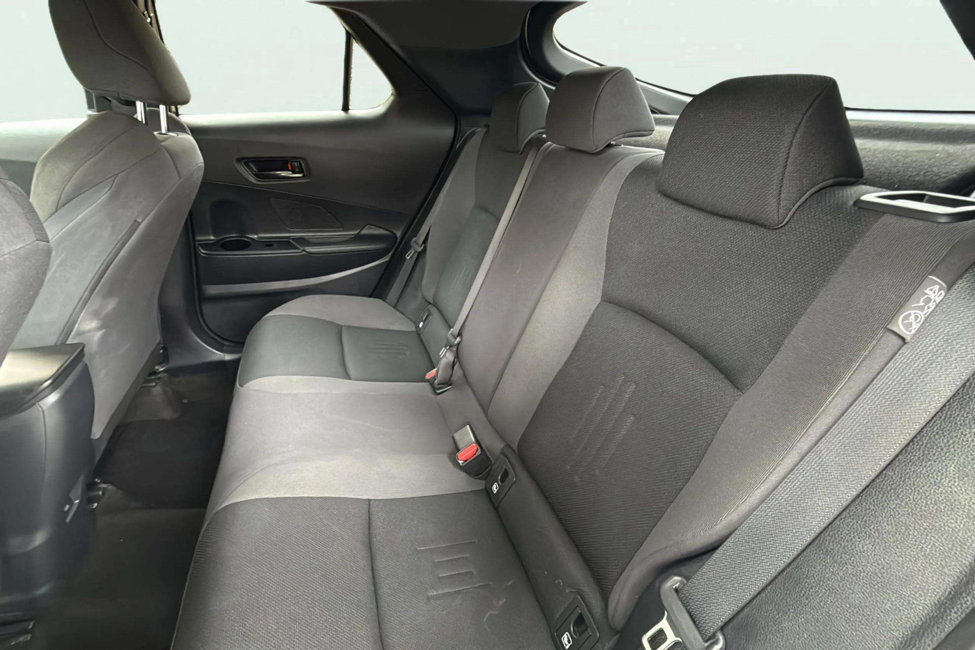 Toyota C-HR 1.8 Advance Hybrid 140 - foto 30