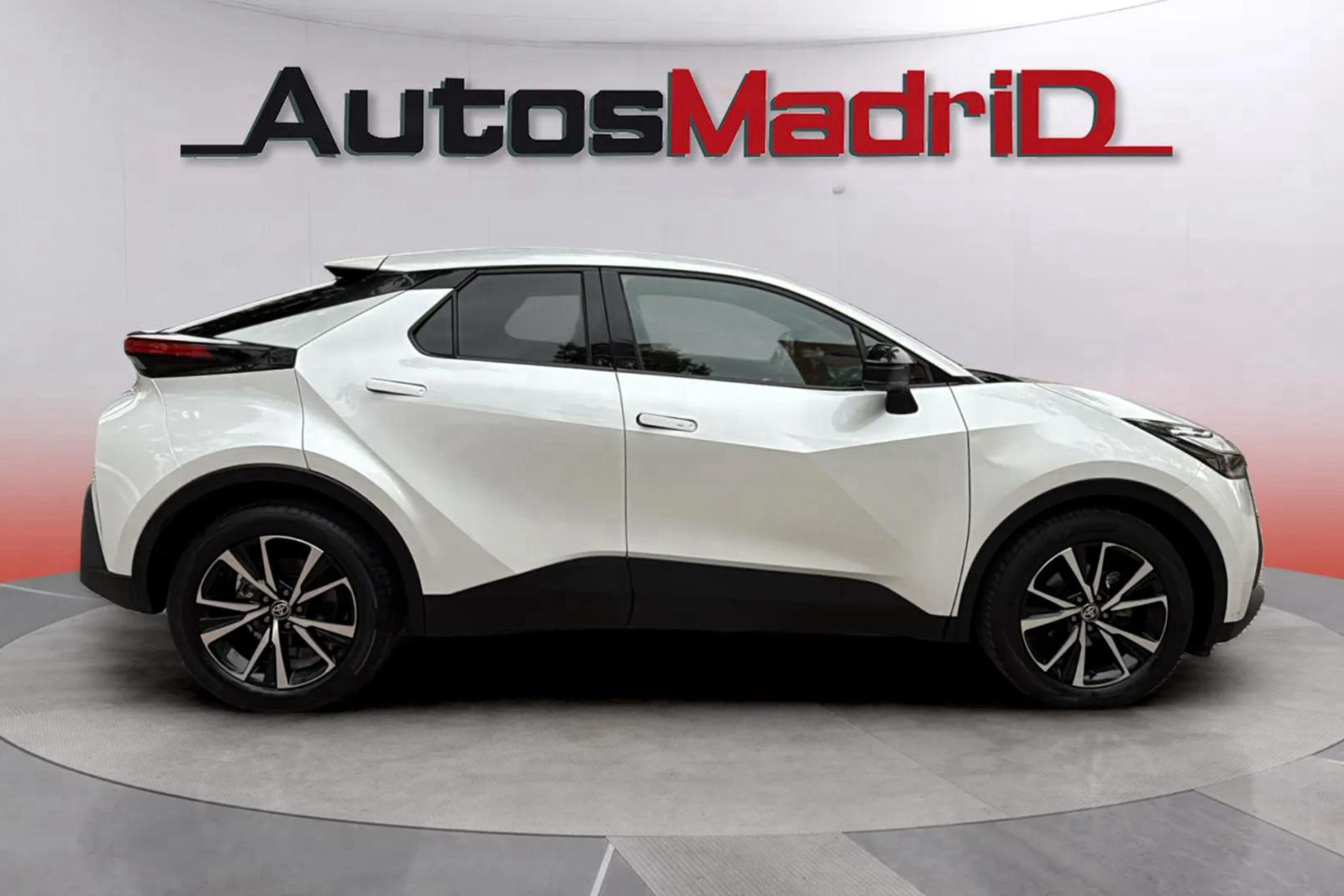 Toyota C-HR 1.8 Advance Hybrid 140 - foto 8