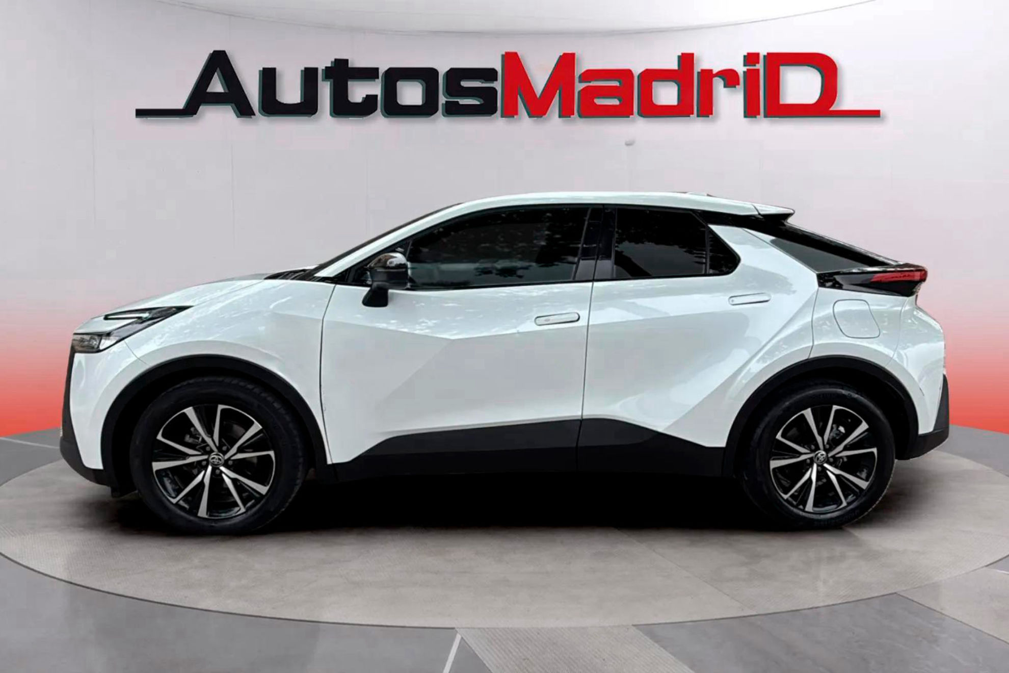 Toyota C-HR 1.8 Advance Hybrid 140 - foto 4