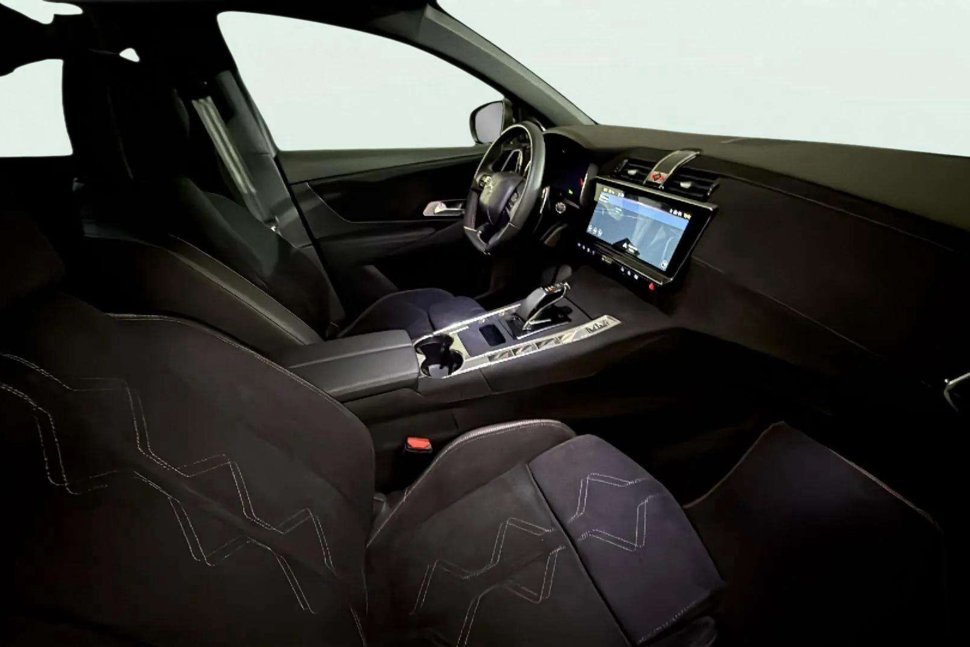 DS 7 E-Tense 225 Performance Line - foto 25