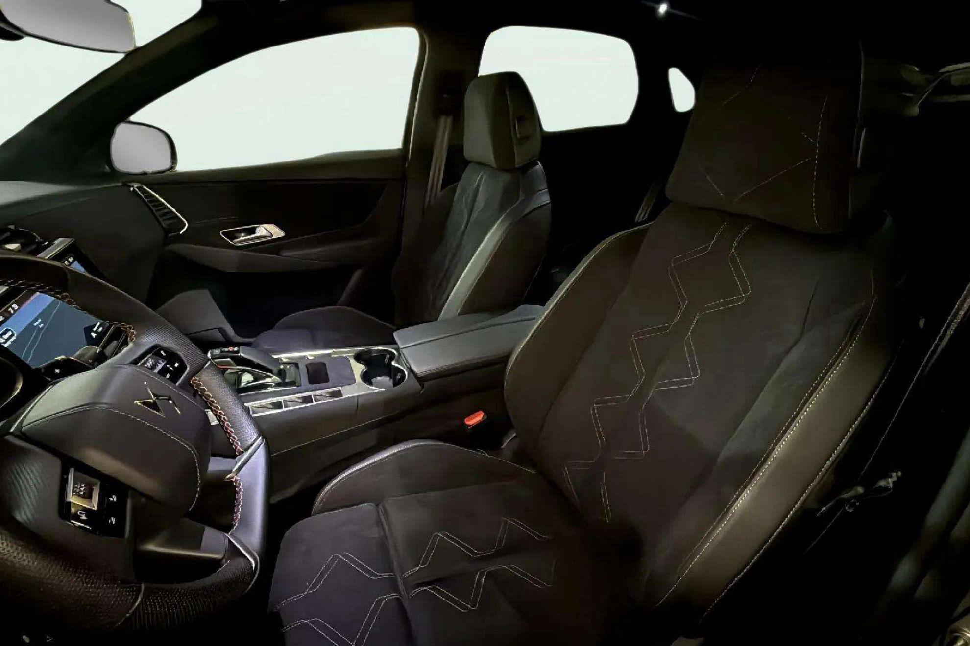 DS 7 E-Tense 225 Performance Line - foto 24
