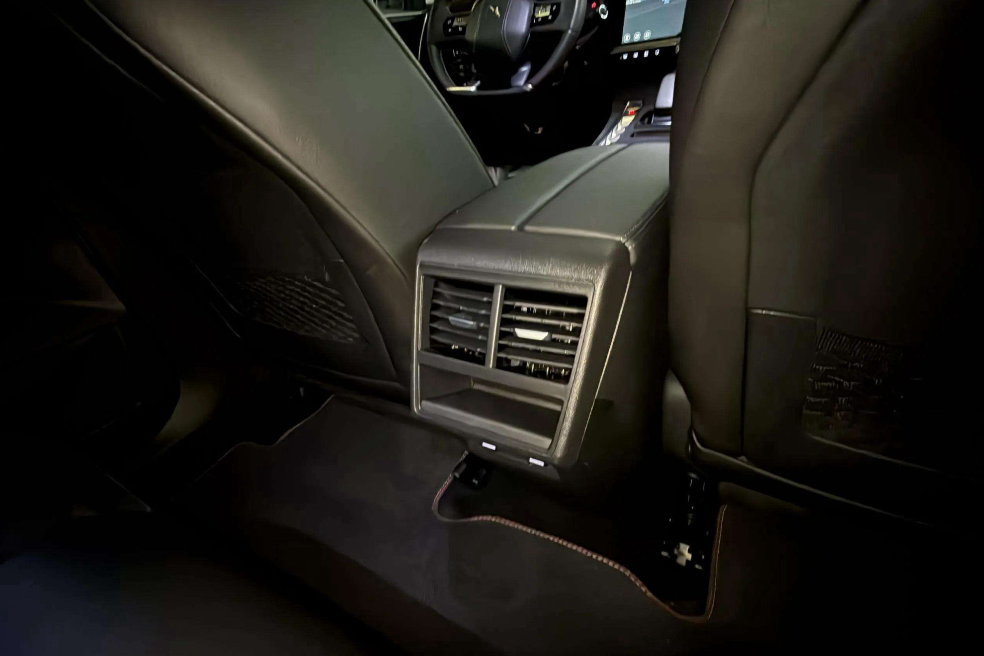 DS 7 E-Tense 225 Performance Line - foto 28
