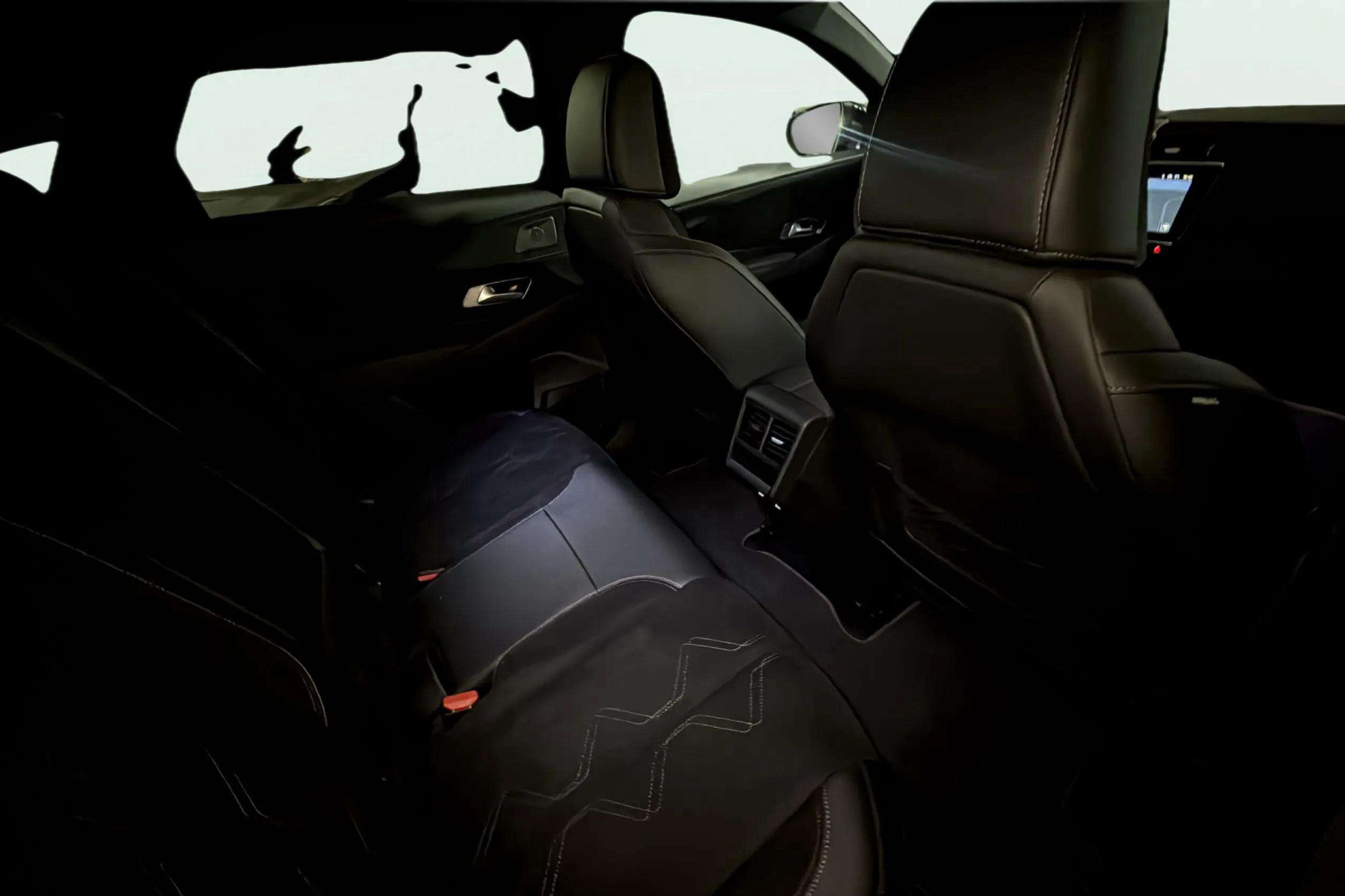DS 7 E-Tense 225 Performance Line - foto 27