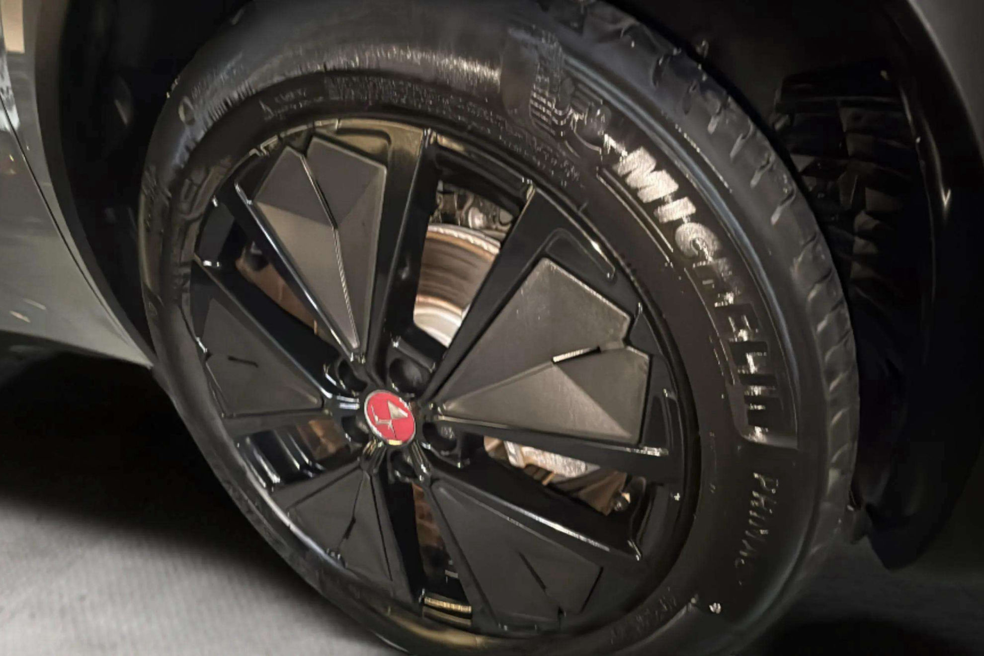 DS 7 E-Tense 225 Performance Line - foto 35