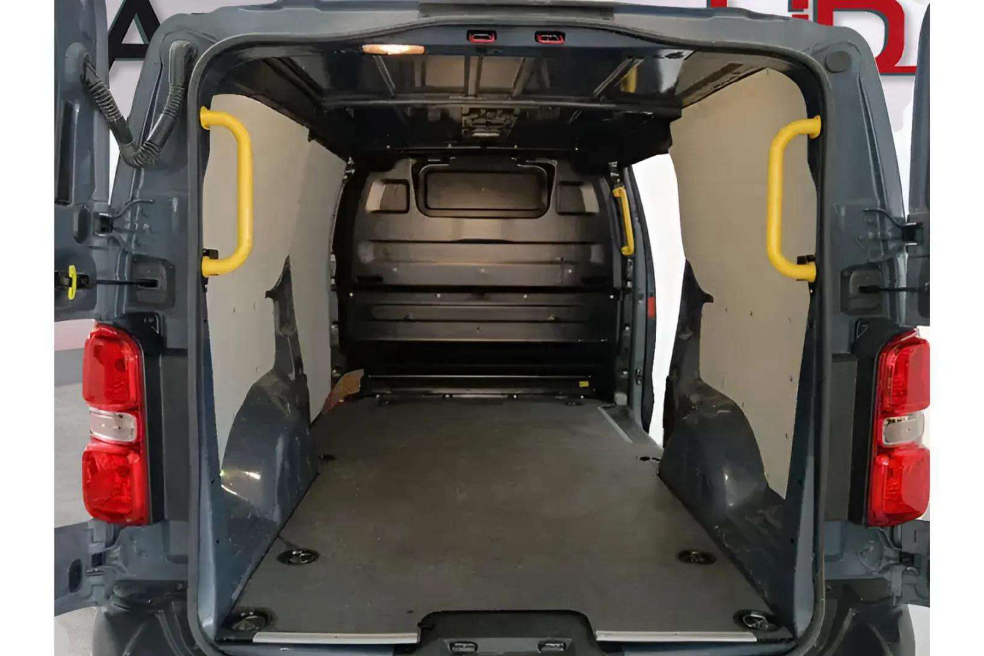 Citroën Jumpy Talla M BlueHDi 100 Control - foto 13