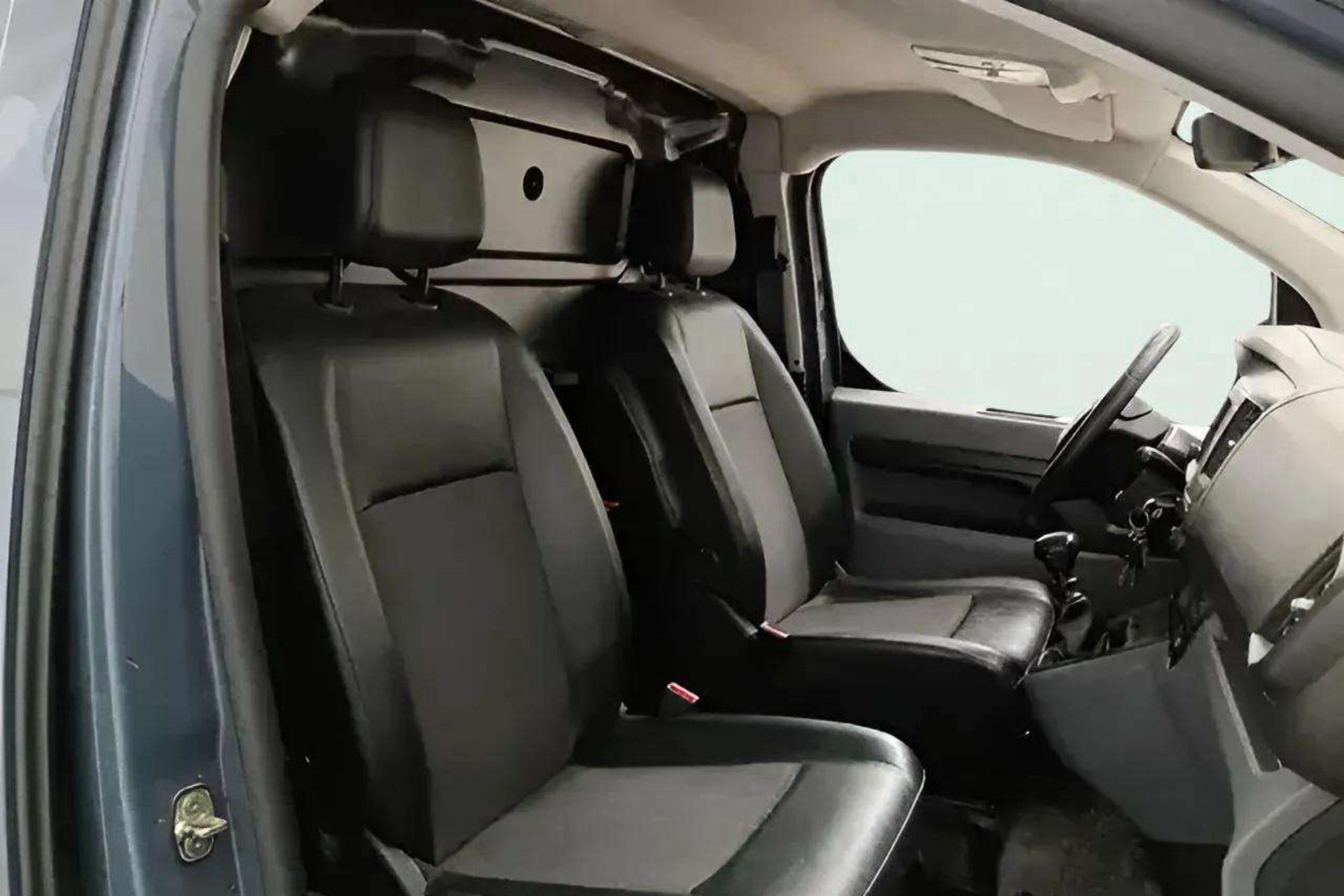 Citroën Jumpy Talla M BlueHDi 100 Control - foto 11