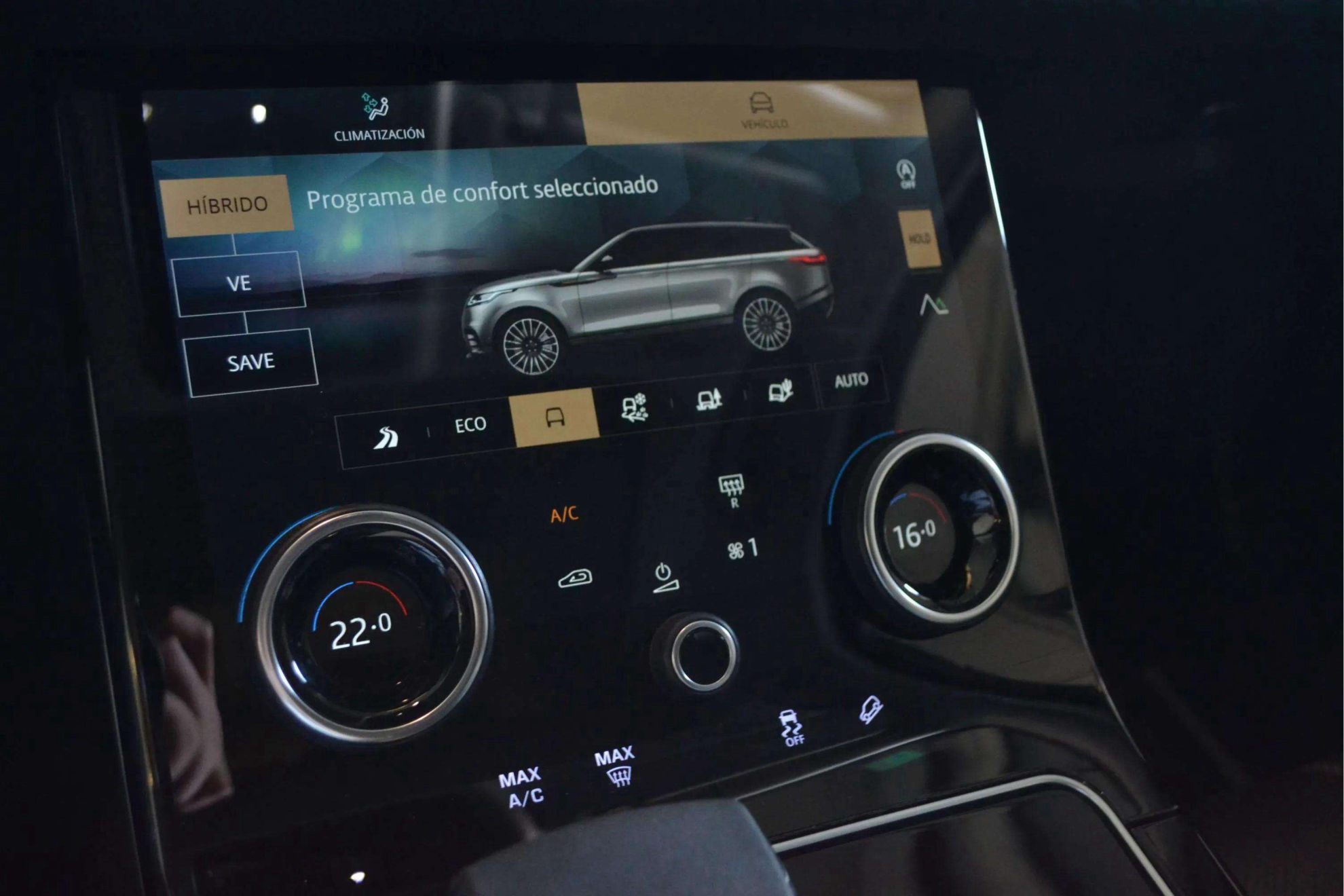 Land Rover Range Rover Velar 2.0 I4 PHEV S 4WD - foto 31