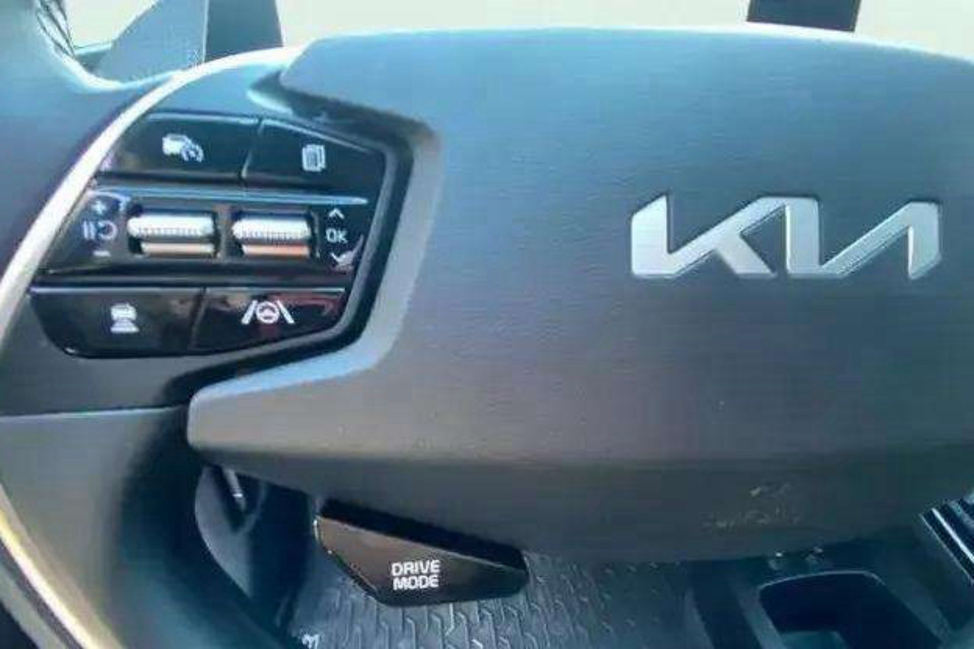 Kia EV6 Air 77,4kWh RWD (Long Range) - foto 10