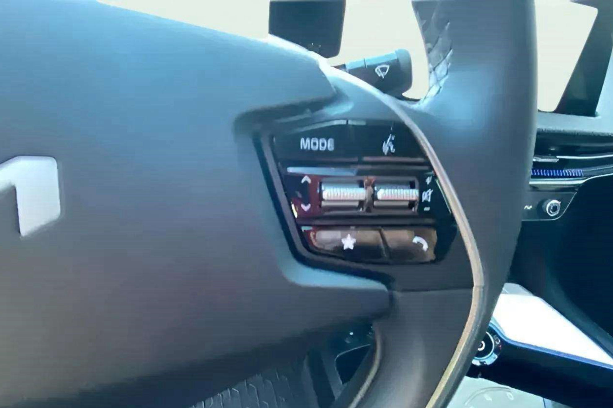 Kia EV6 Air 77,4kWh RWD (Long Range) - foto 11