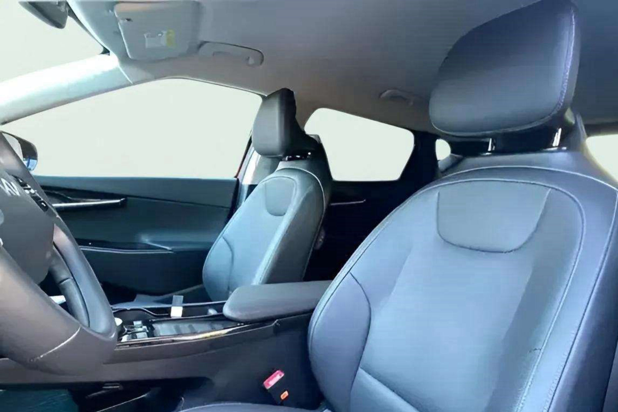 Kia EV6 Air 77,4kWh RWD (Long Range) - foto 17