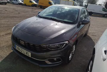 fiat tipo hb life 16 mjet diesel 95kw 130cv diesel manual ayvens 108000000249818