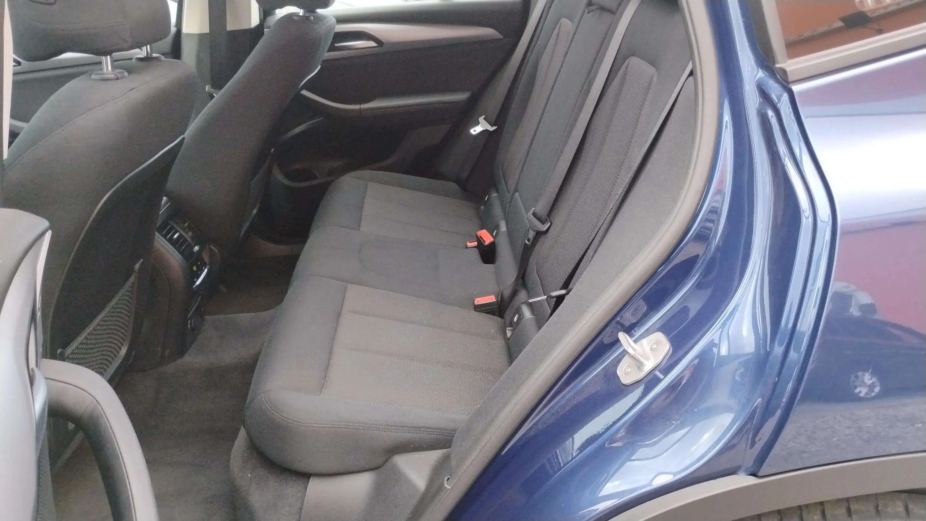 BMW X3 sDrive18d - foto 15