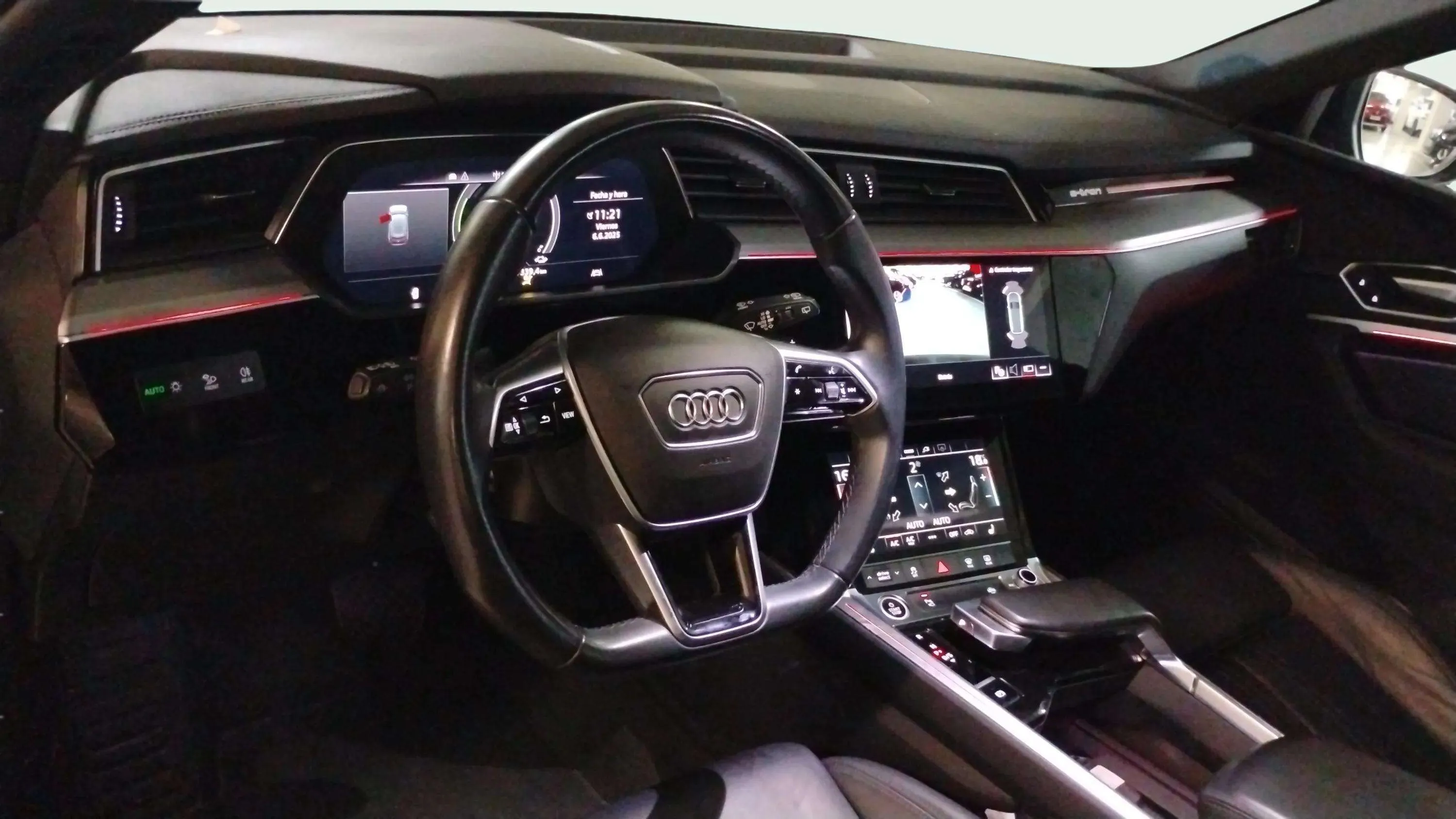 Audi e-tron 55 quattro - foto 7
