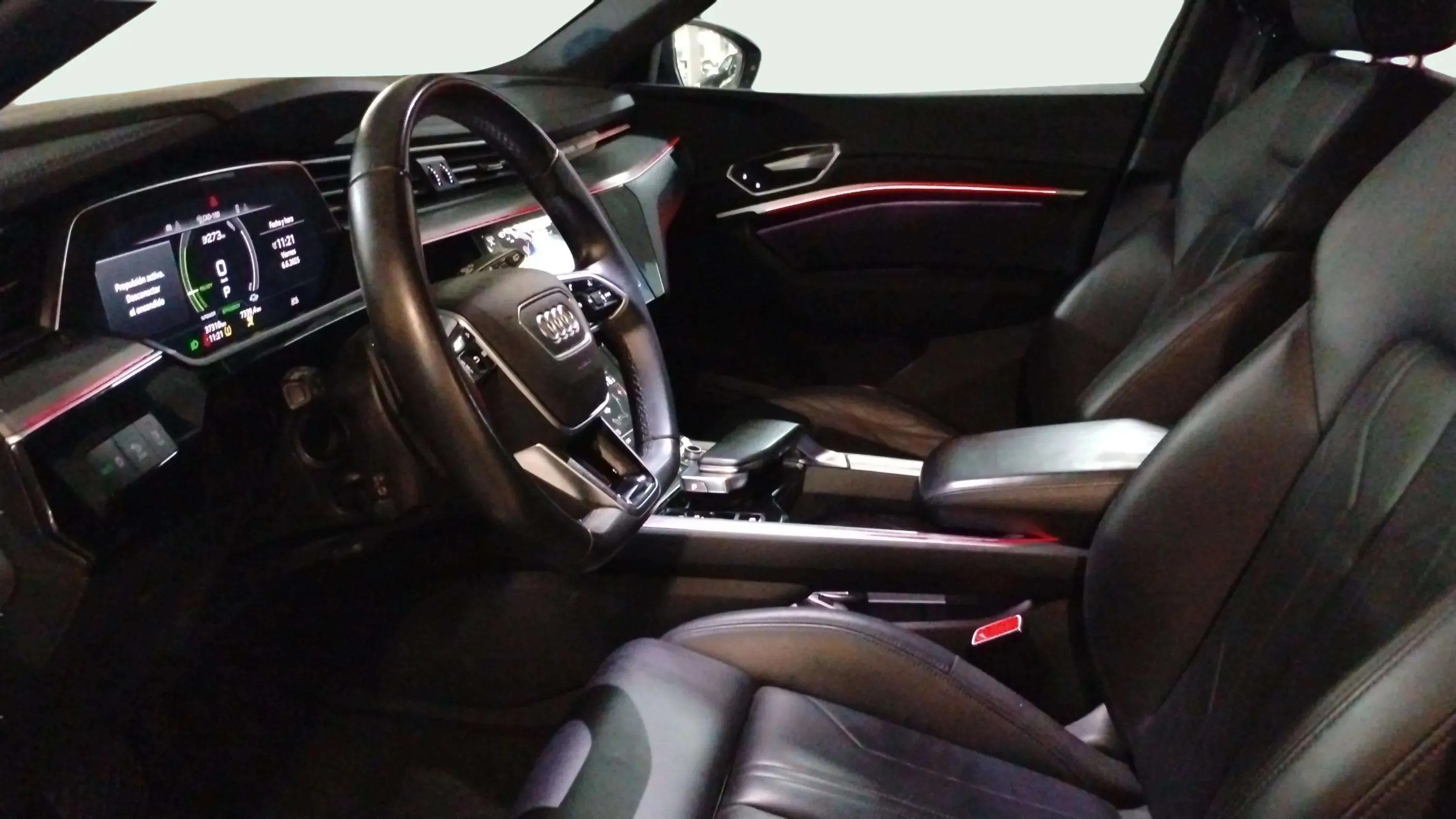 Audi e-tron 55 quattro - foto 6