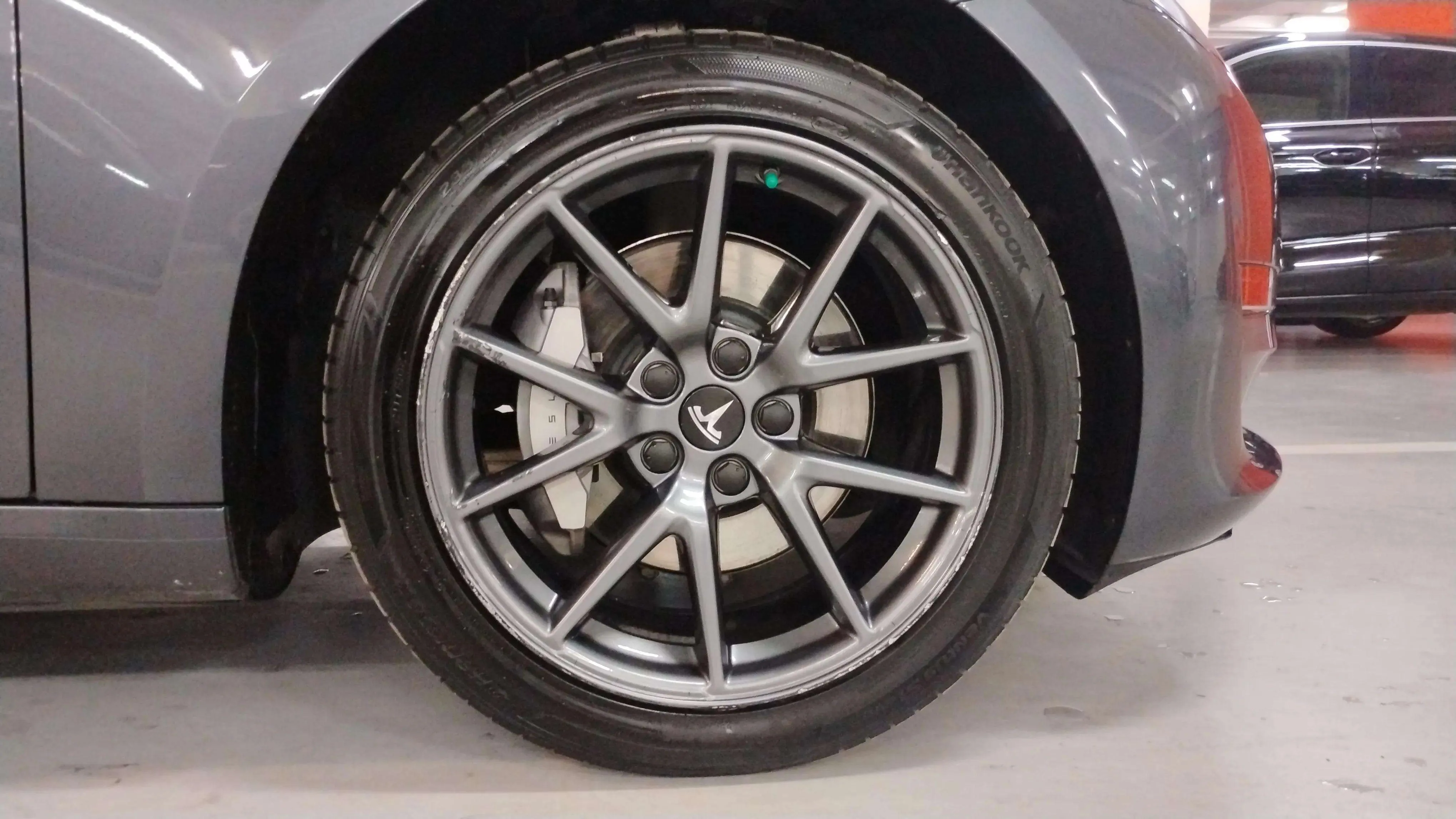 Tesla Model 3 RWD - foto 22