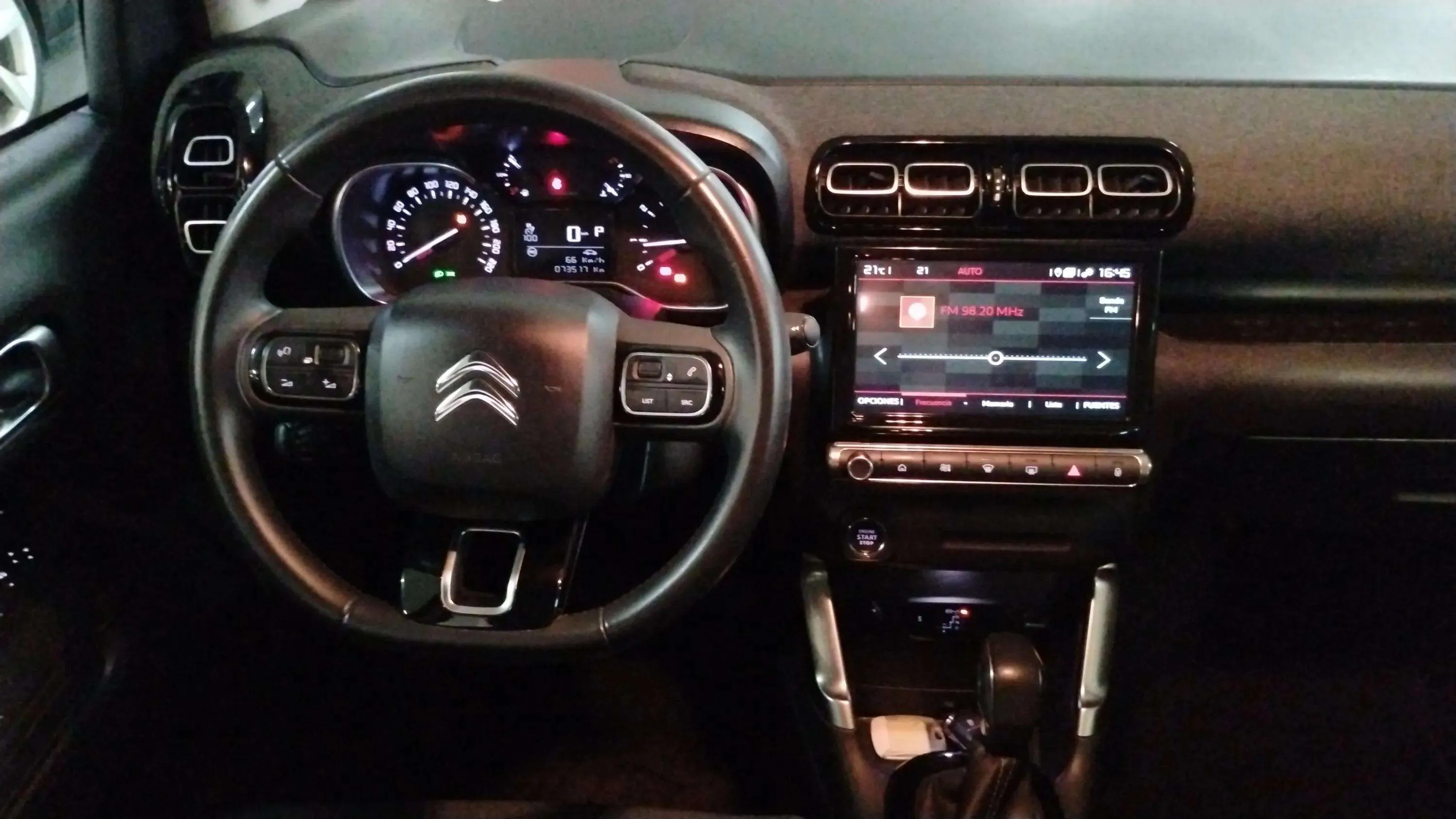 Citroën C3 Aircross BlueHDi EAT6 Shine Pack - foto 8