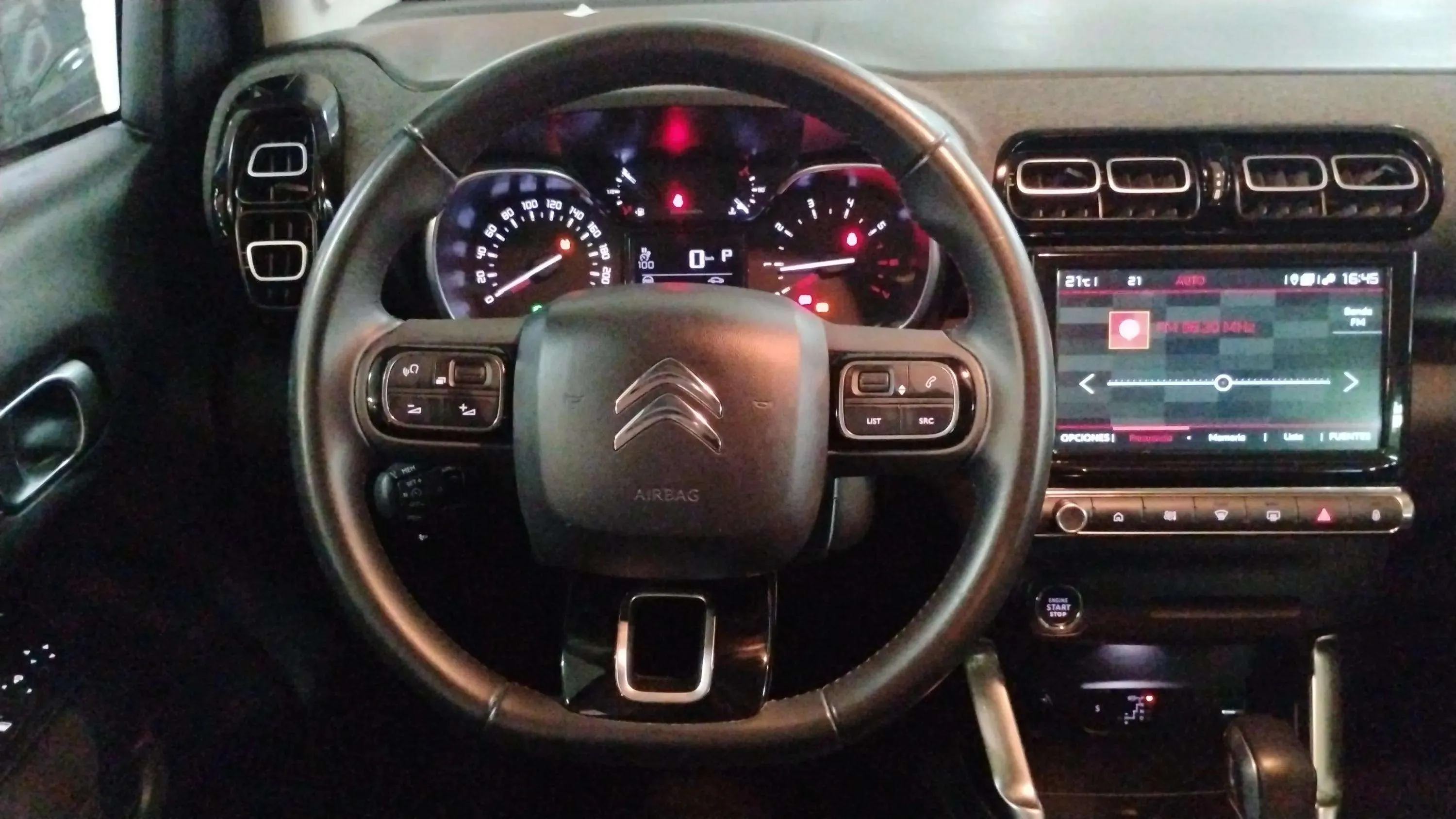 Citroën C3 Aircross BlueHDi EAT6 Shine Pack - foto 9