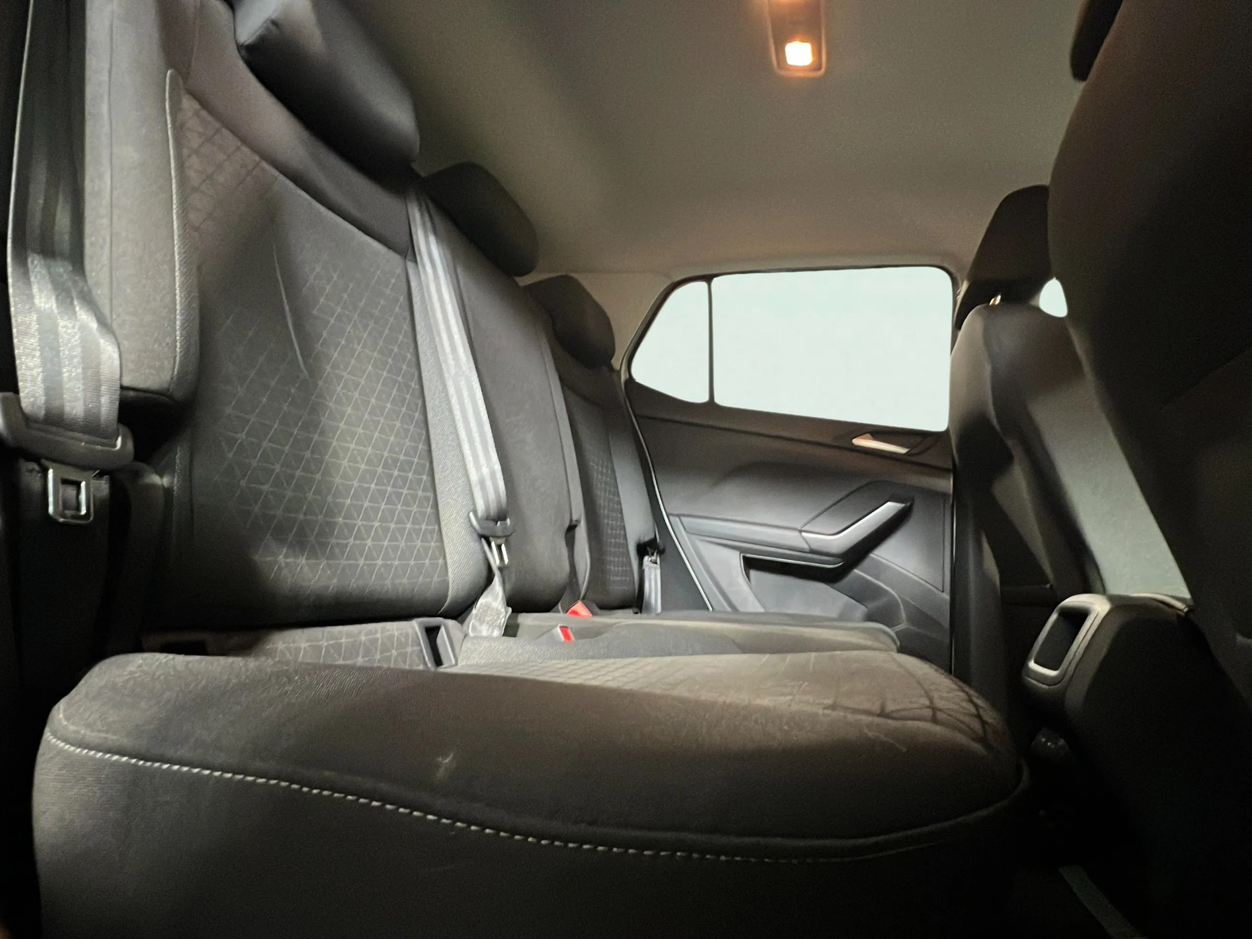 Volkswagen T-Cross Advance 1.0 TSI - foto 26
