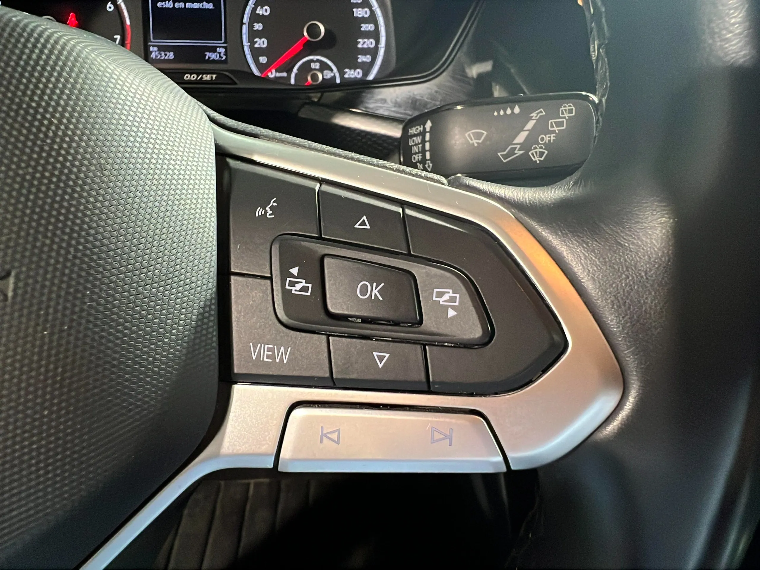 Volkswagen T-Cross Advance 1.0 TSI - foto 24