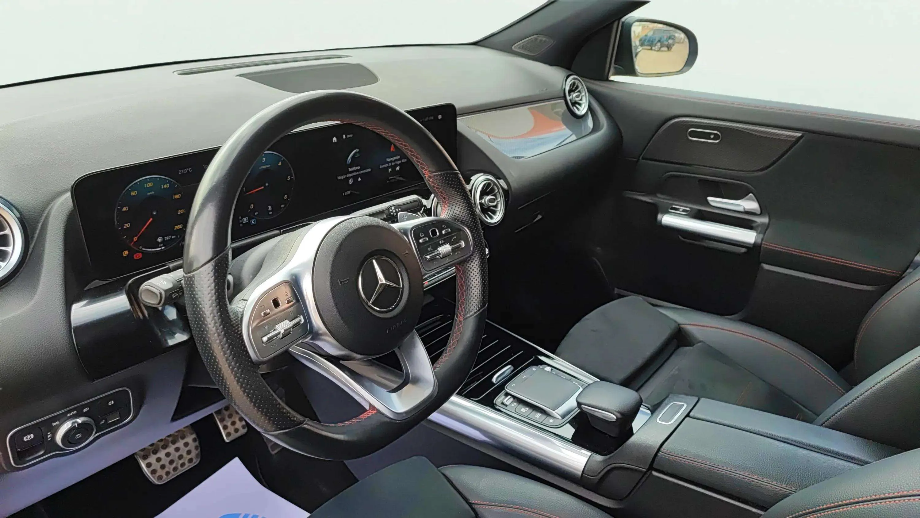 Mercedes-Benz GLA 200 D - foto 27